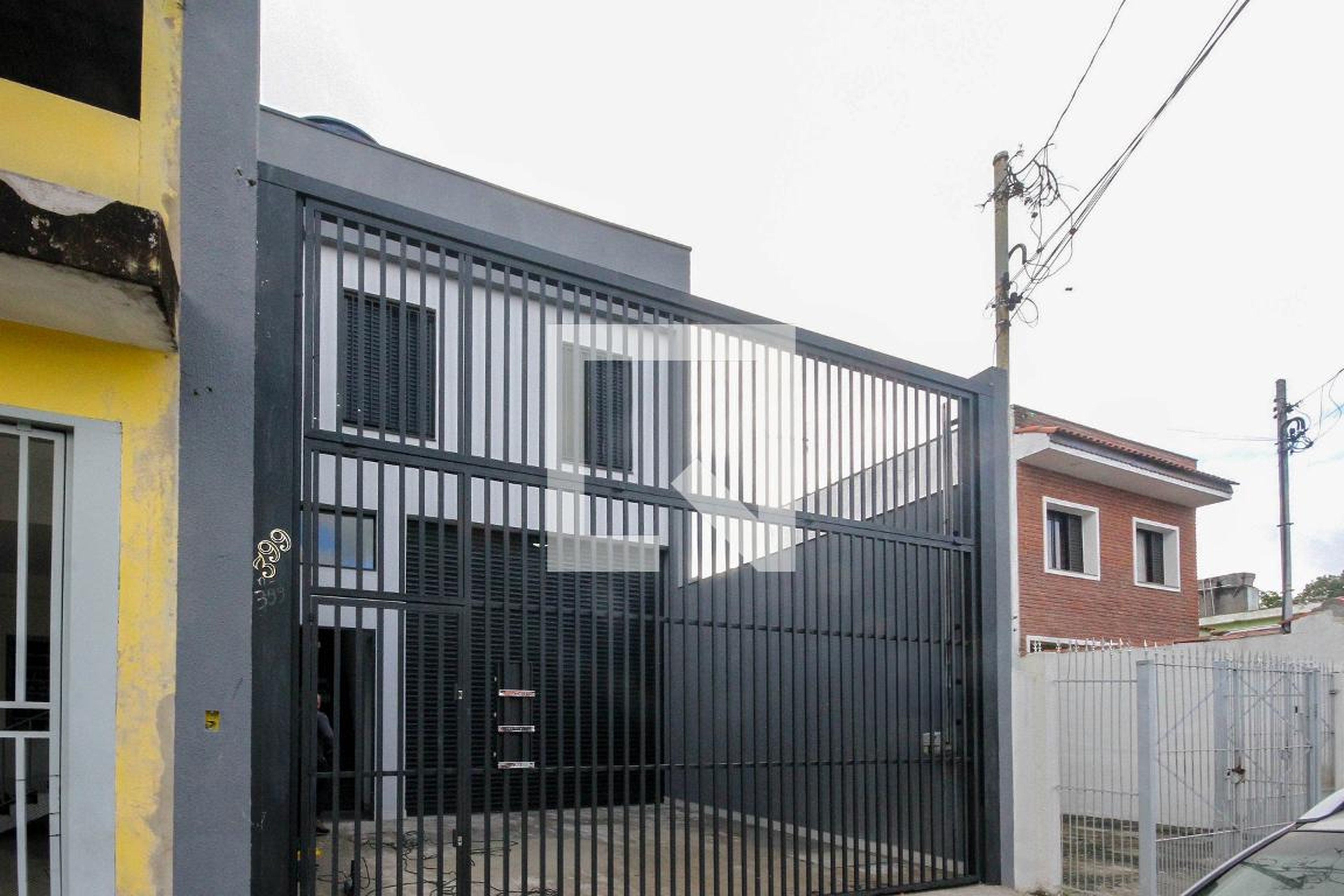 Fachada Condomínio em Rua Visconde de Alcântara, 399