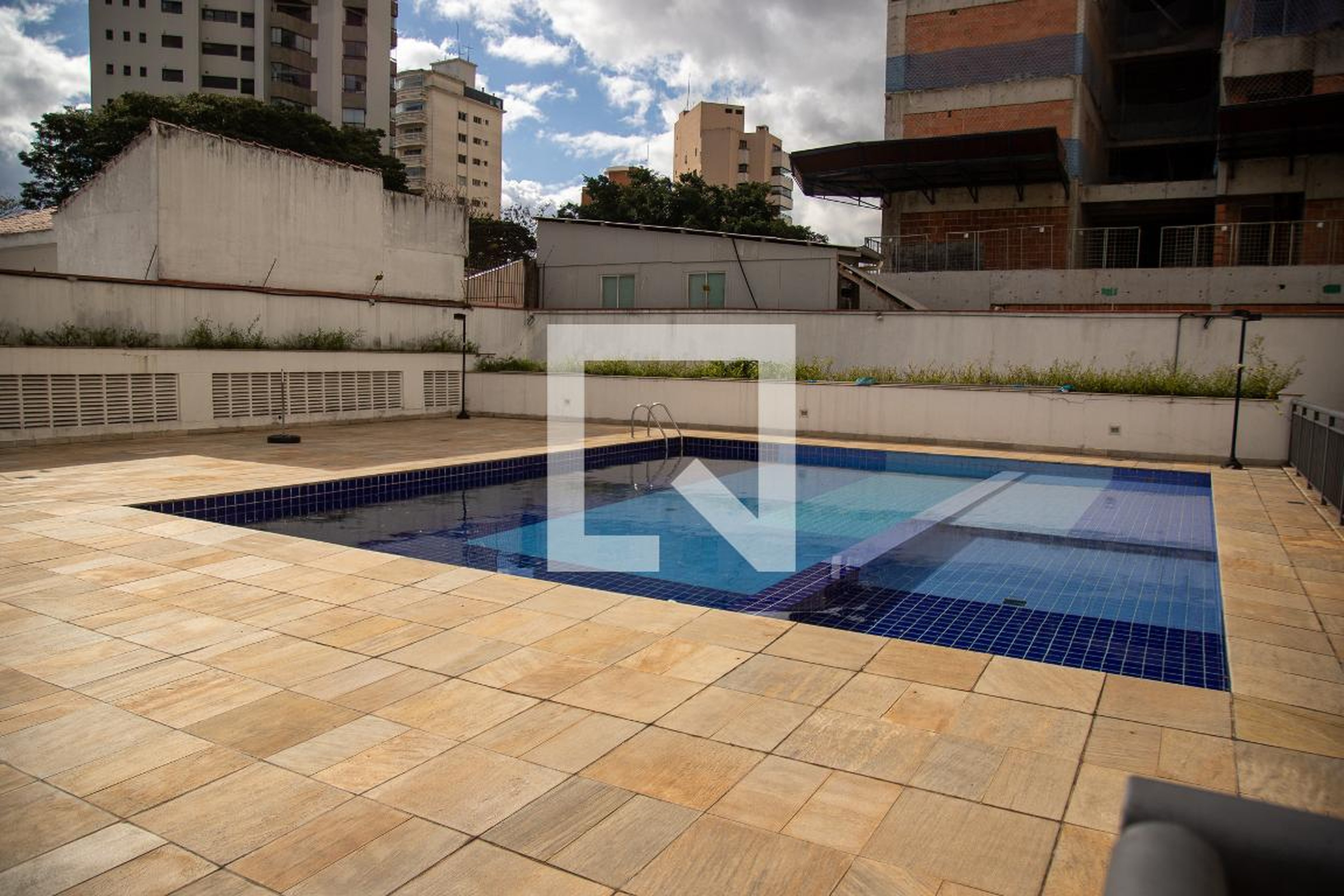 Piscina - Edifício Cap D Antibes