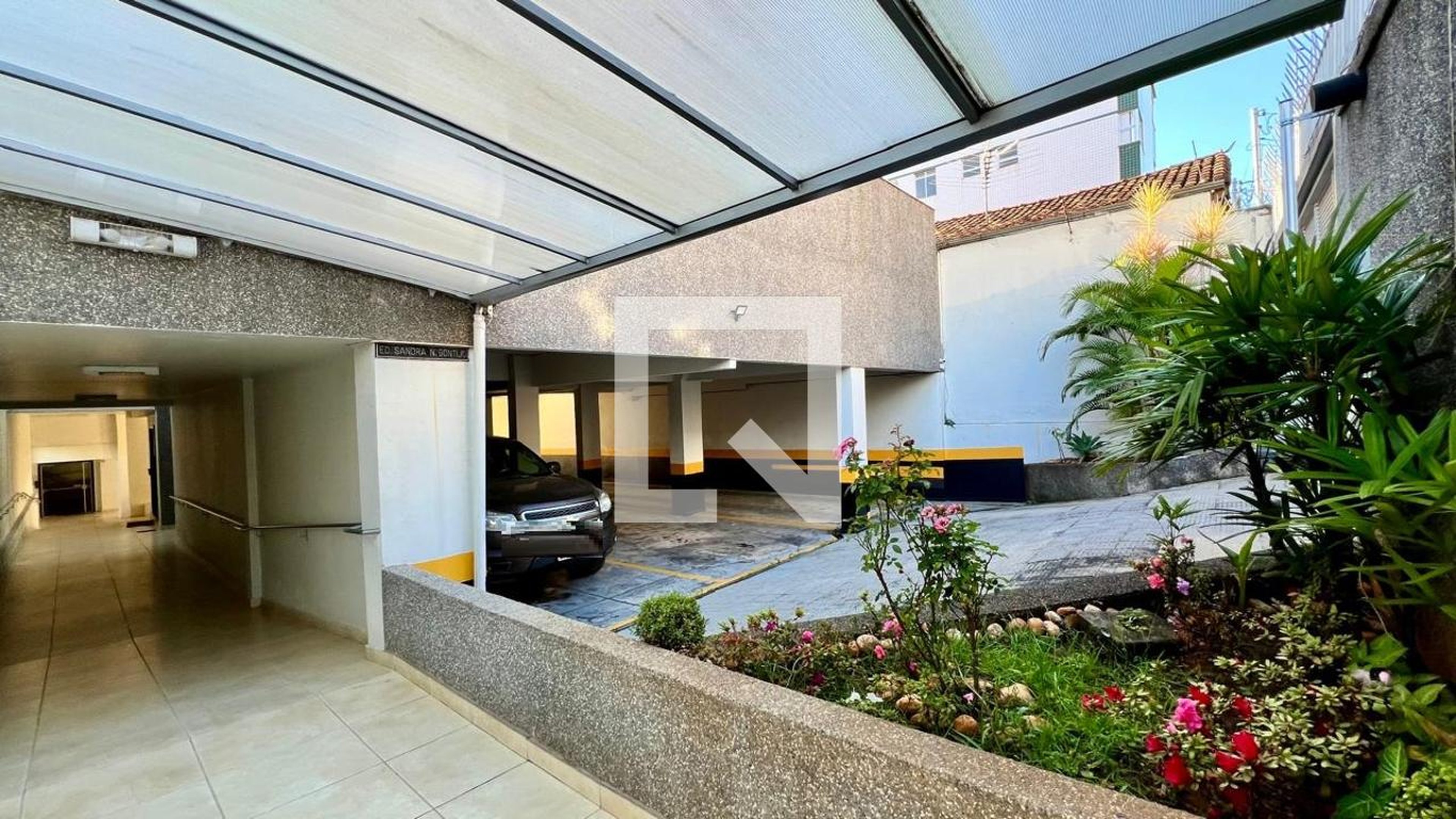 Fachada Edifício Sandra M Gontijo