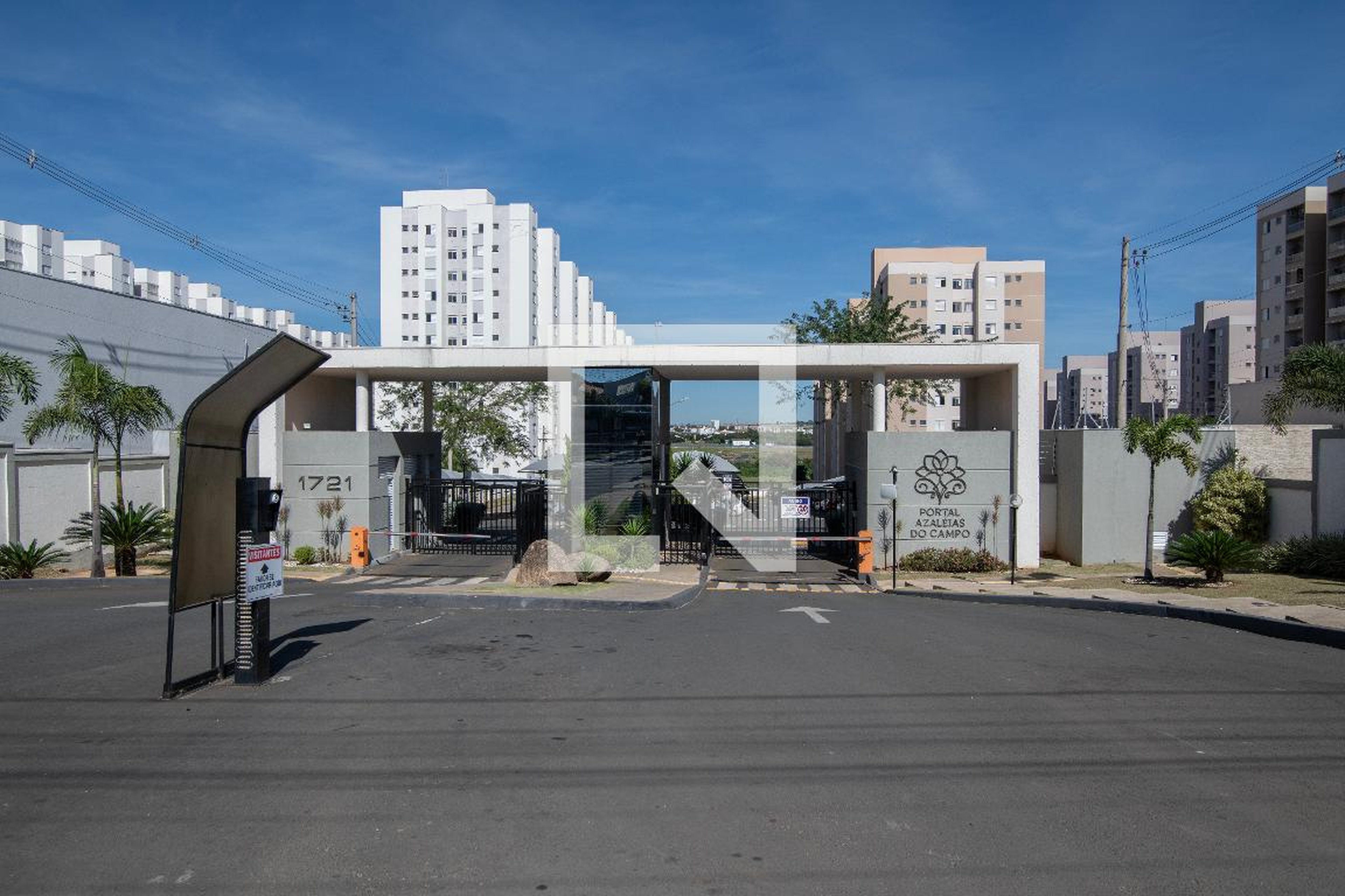 Fachada Condomínio Portal Azaléias do Campo
