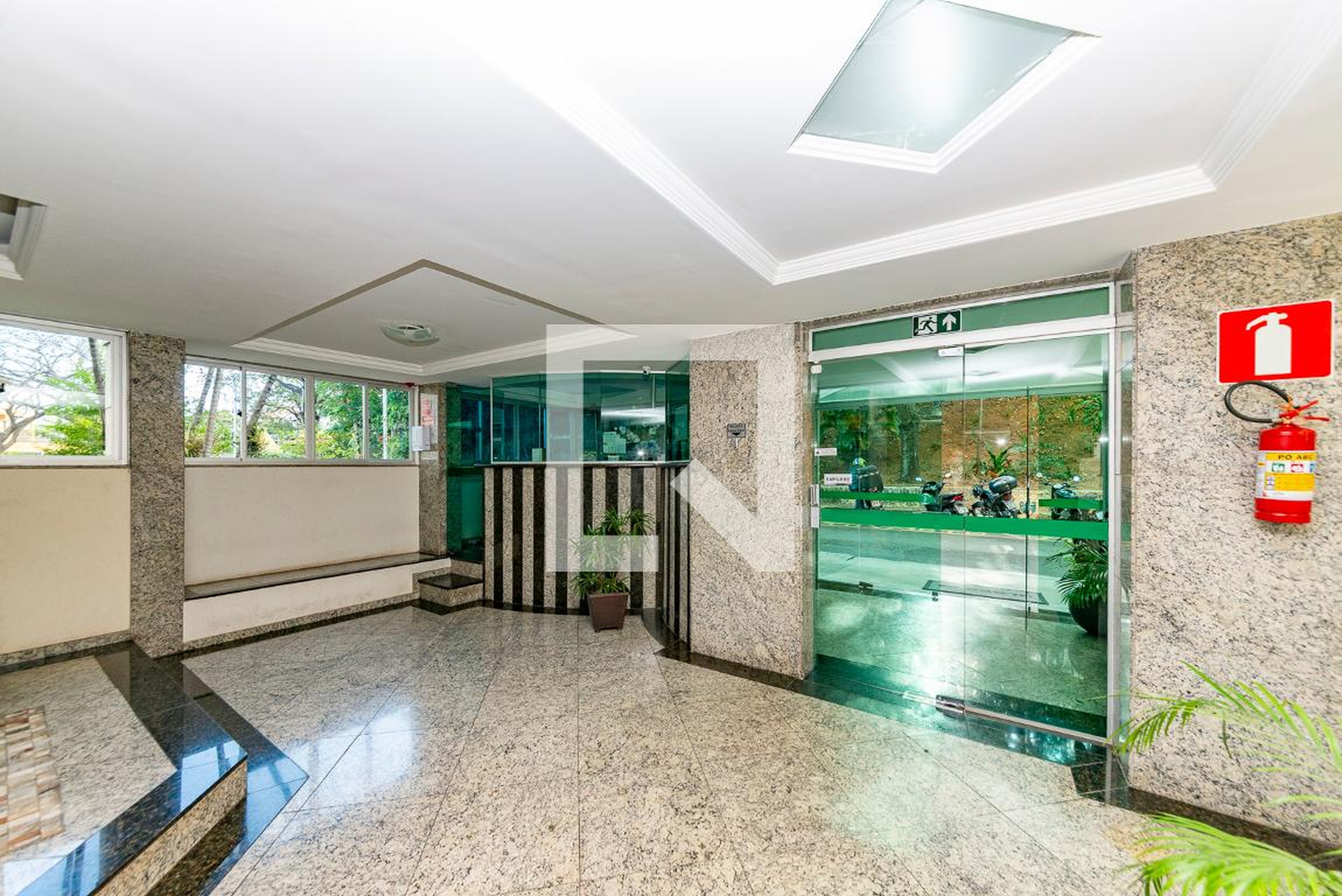 Hall de entrada - Conjunto Habitacional Henrique Silva Araújo