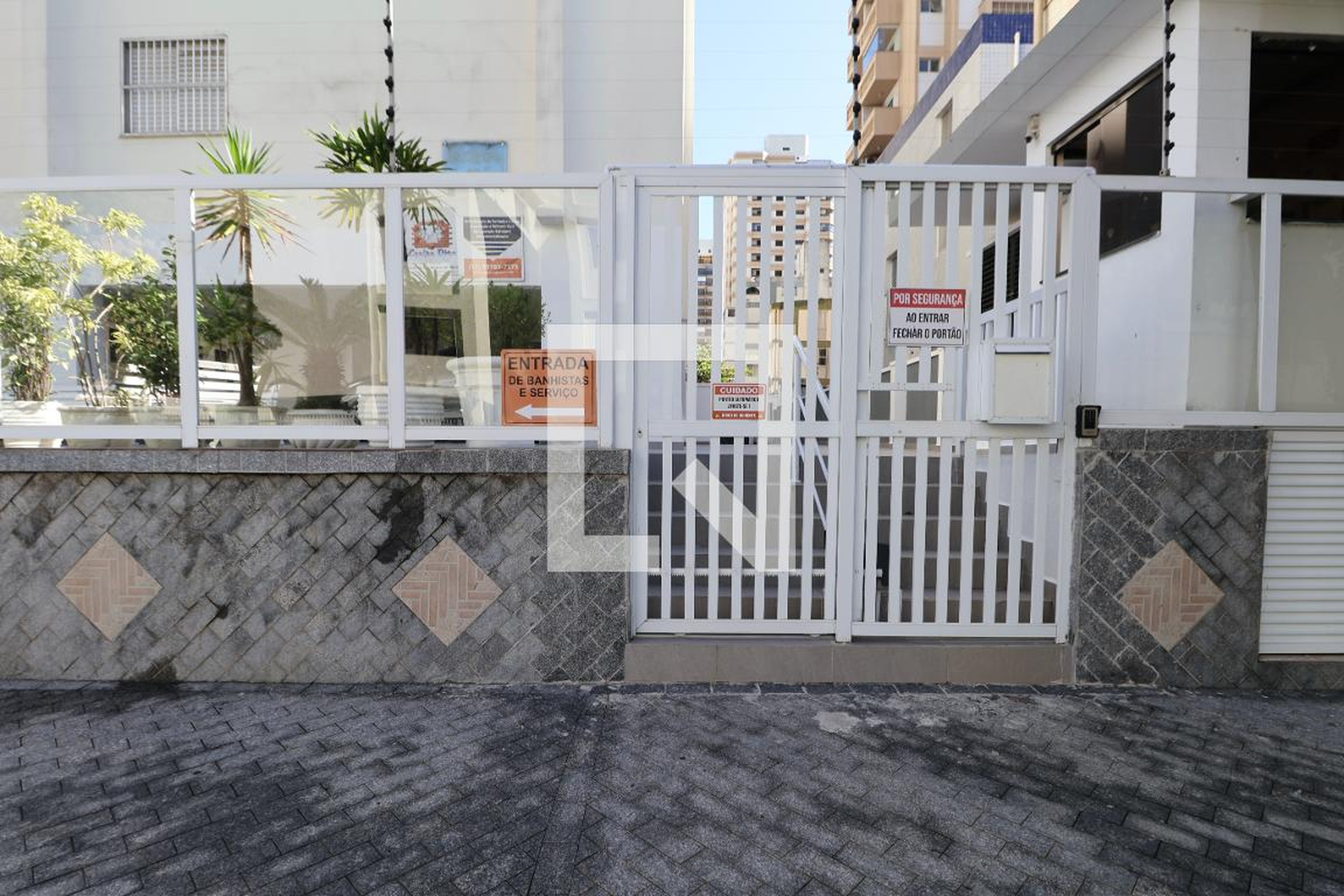 Fachada Condomínio Sabrina