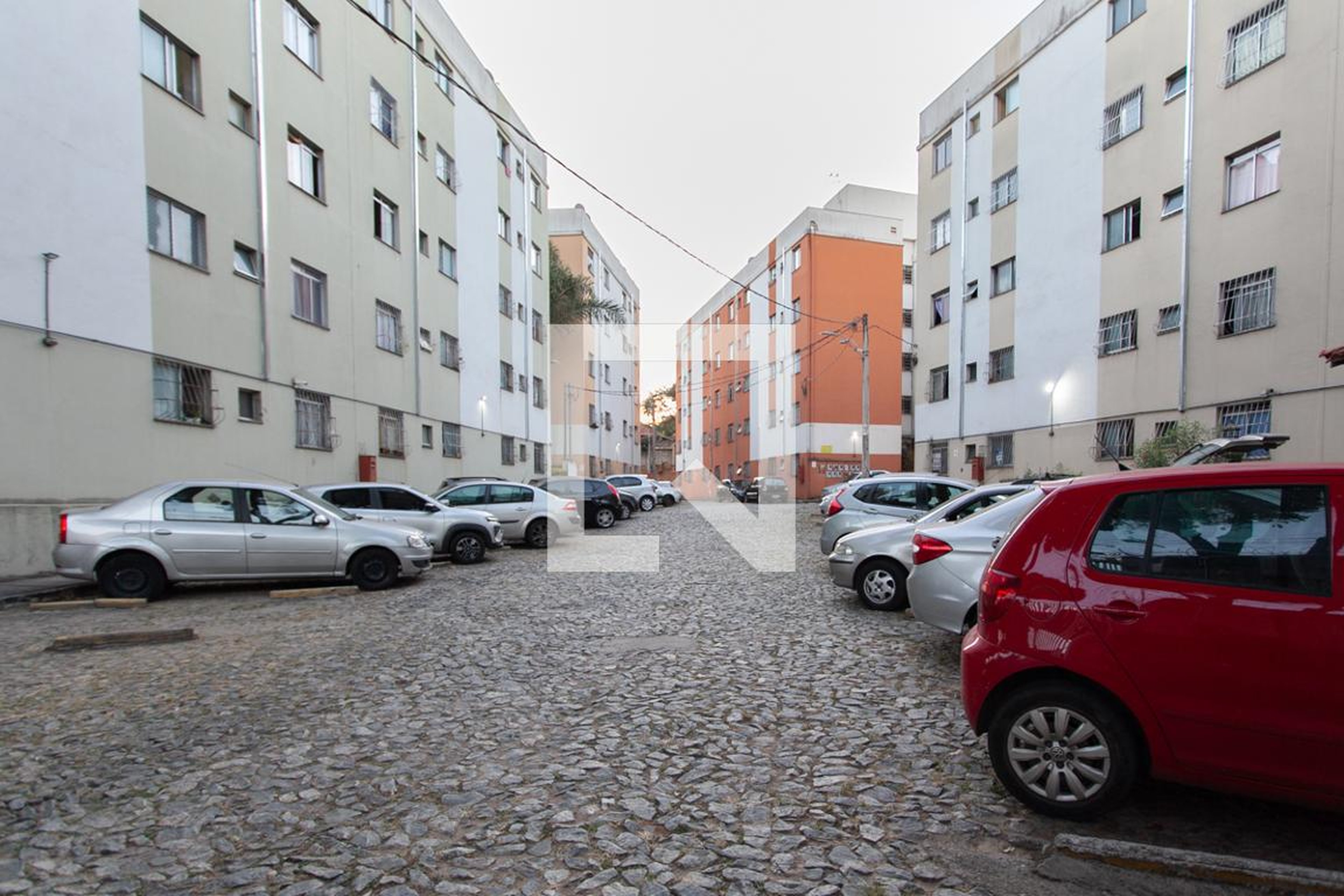 Estacionamento - Residencial São João Batista