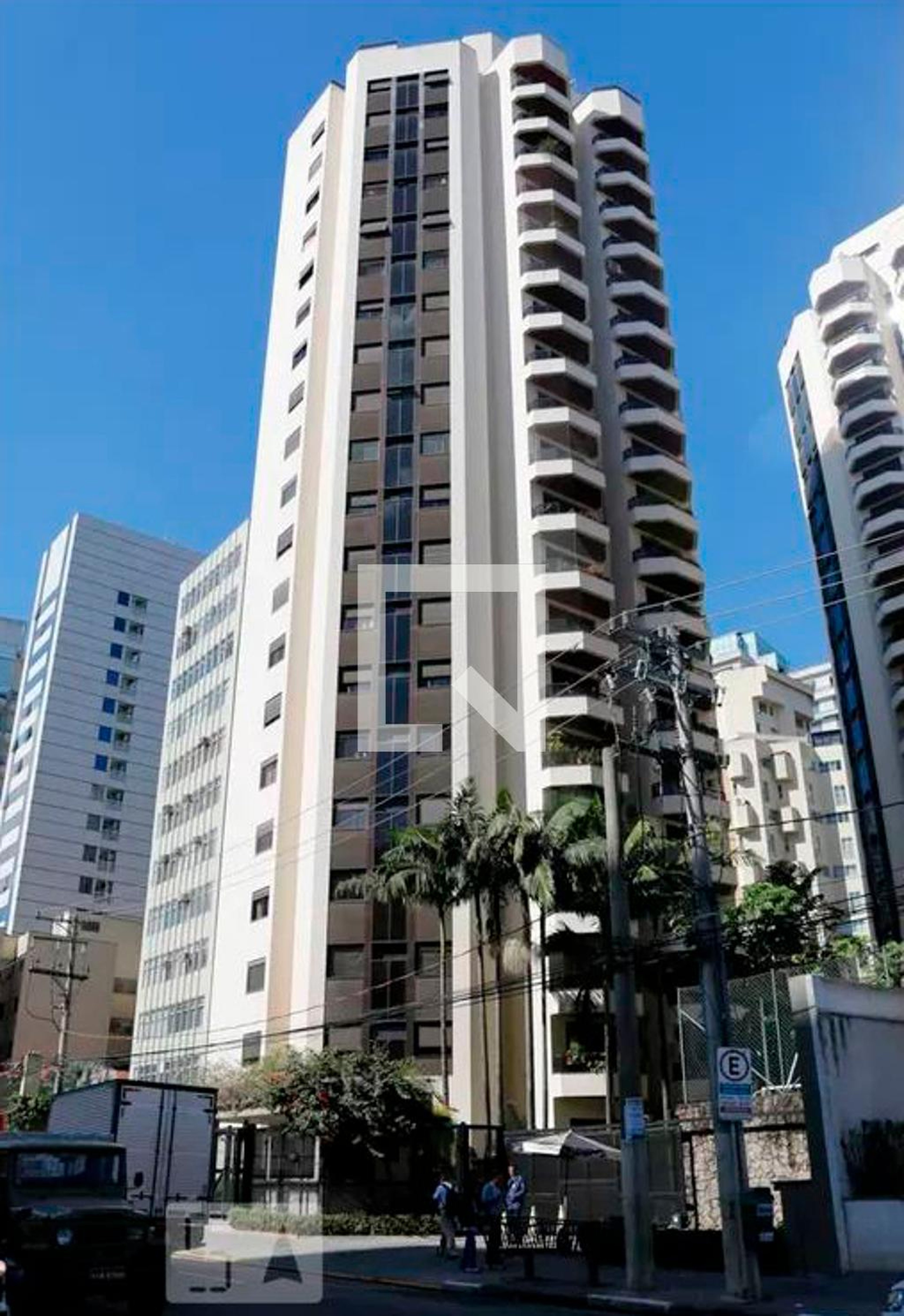 Fachada Condomínio Piazza Borghesi