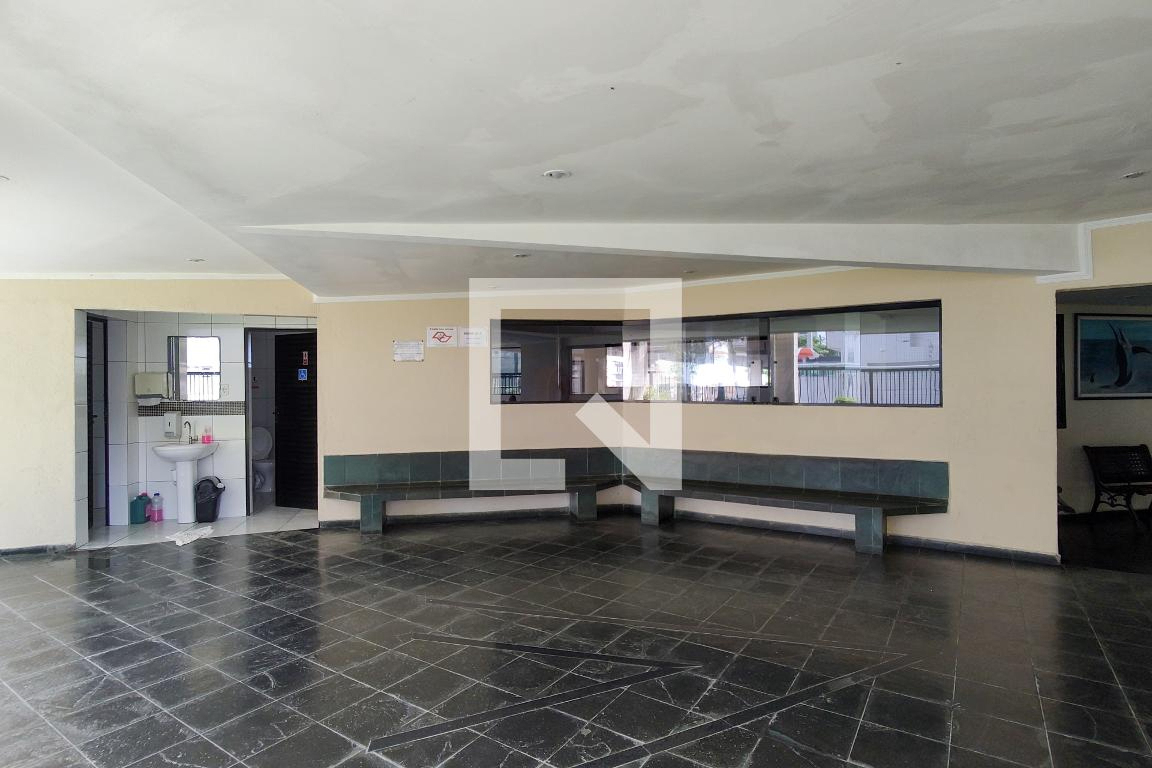 Área comum - Albacore