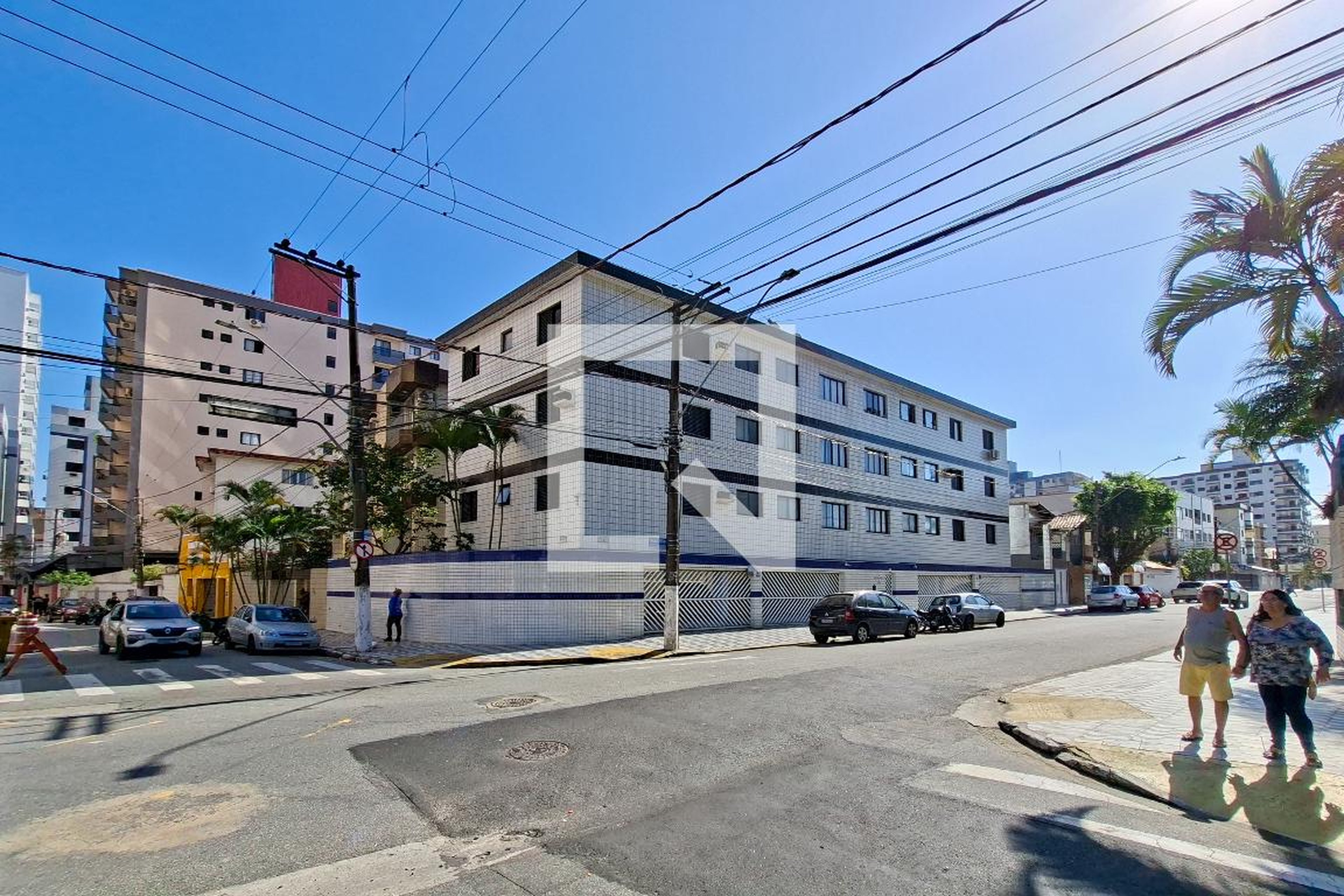 Fachada do Prédio Condomínio em Rua Emancipador Paulo Fefin, 121