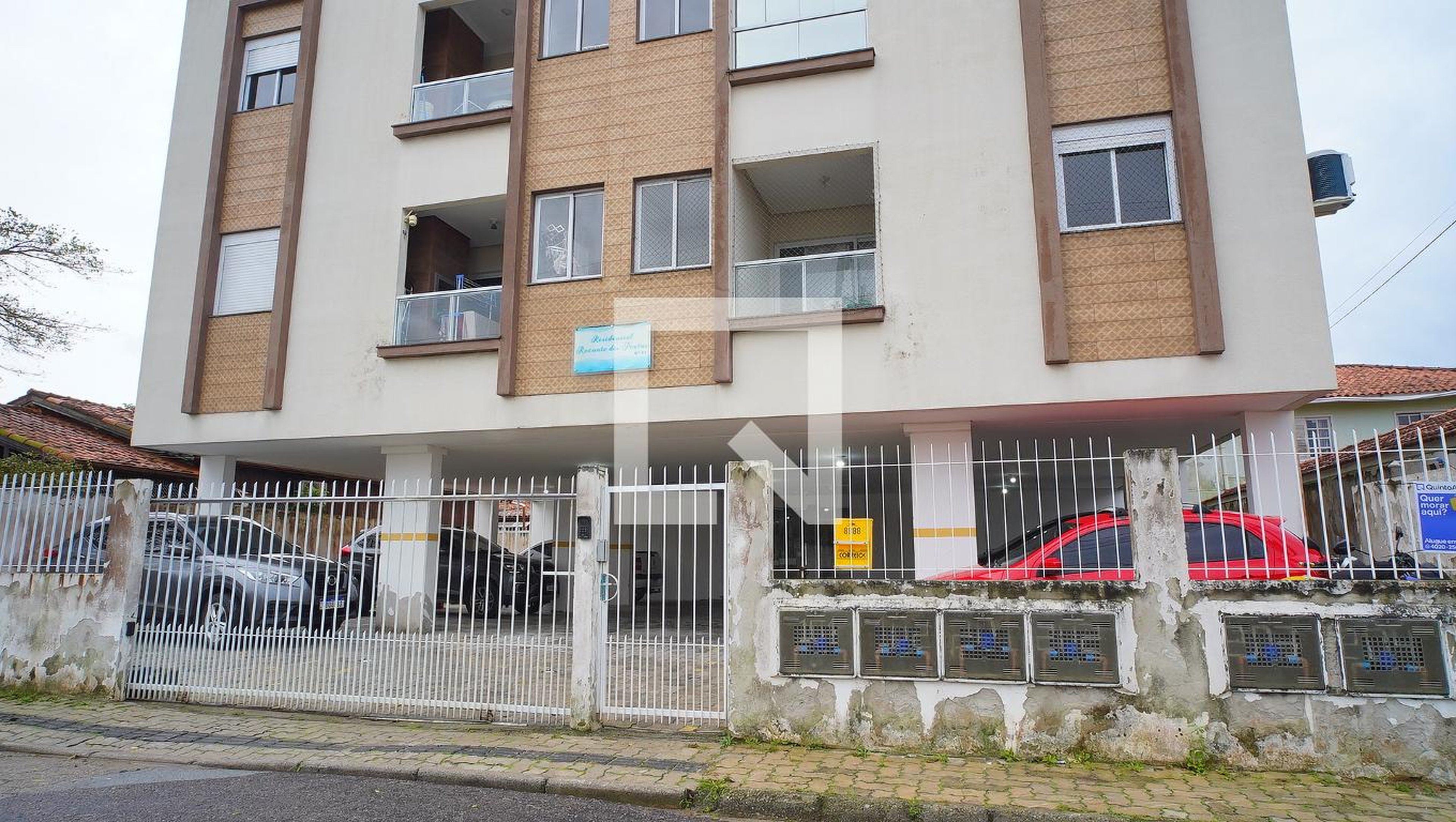 Fachada Condomínio em Servidão Marinho João do Rego, 81