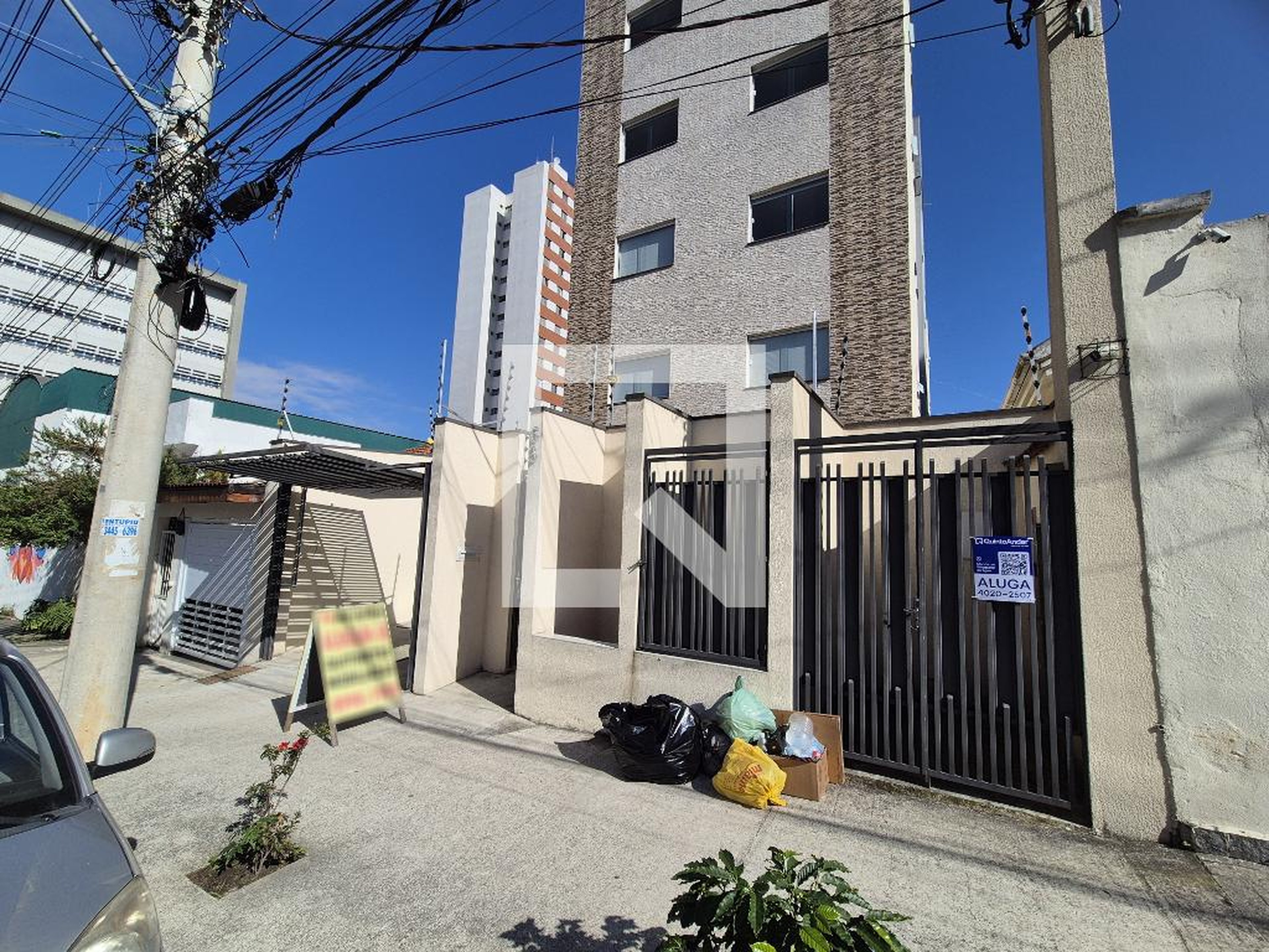 Fachada Condomínio em Rua Paulina Isabel de Queirós, 63