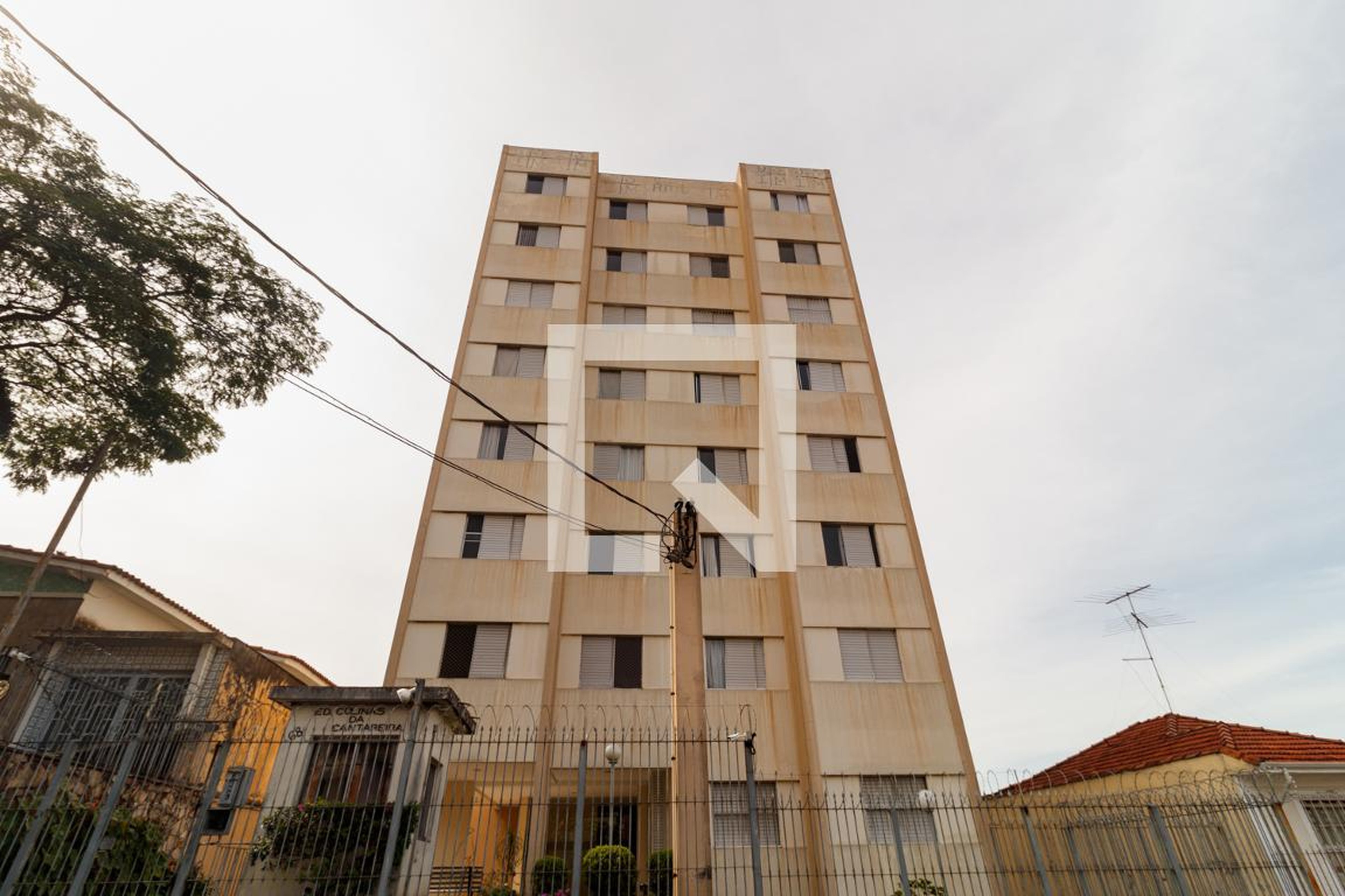 Fachada Edifício Colinas das Cantareira