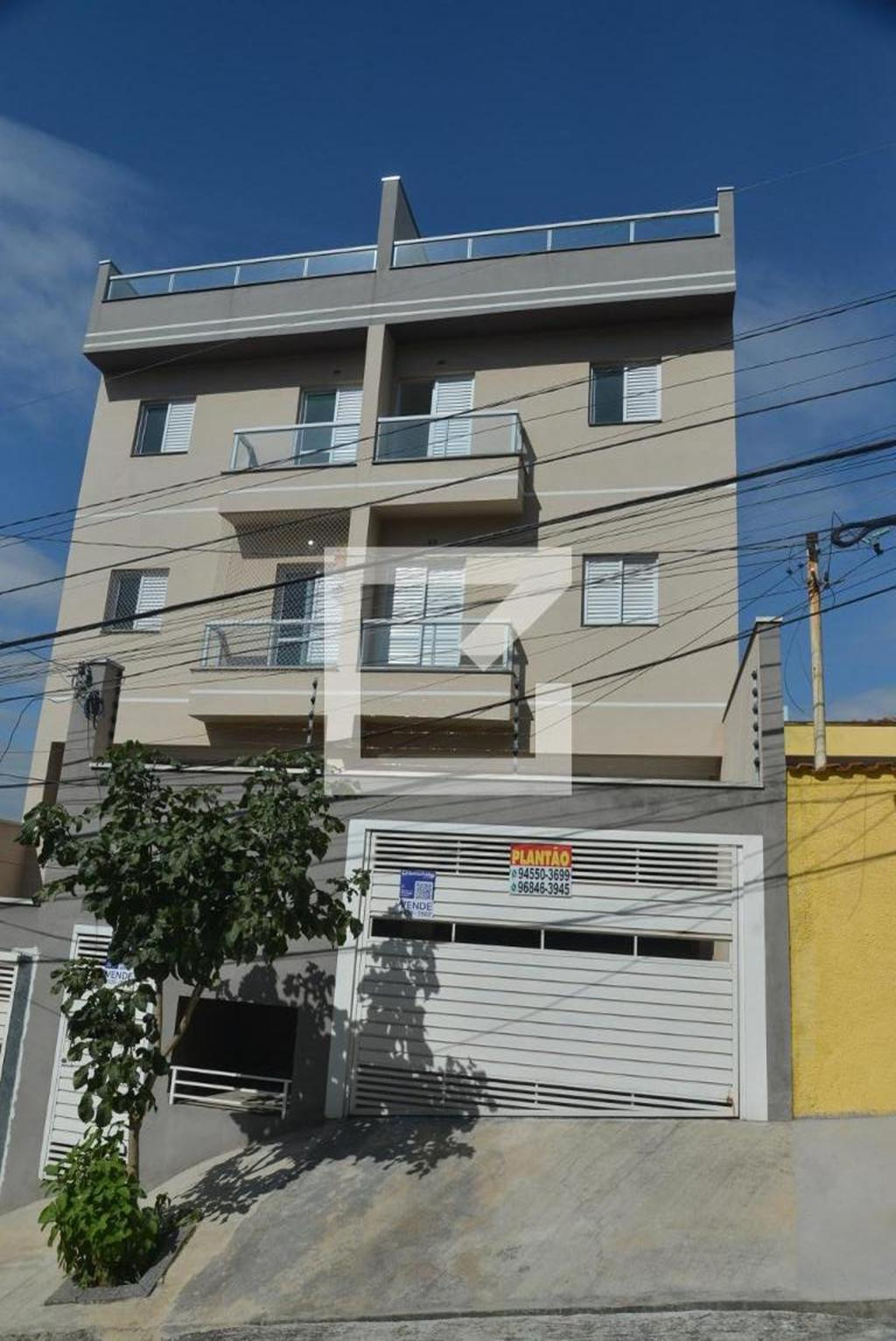 Fachada do Prédio Condomínio em Rua Capelinha, 35