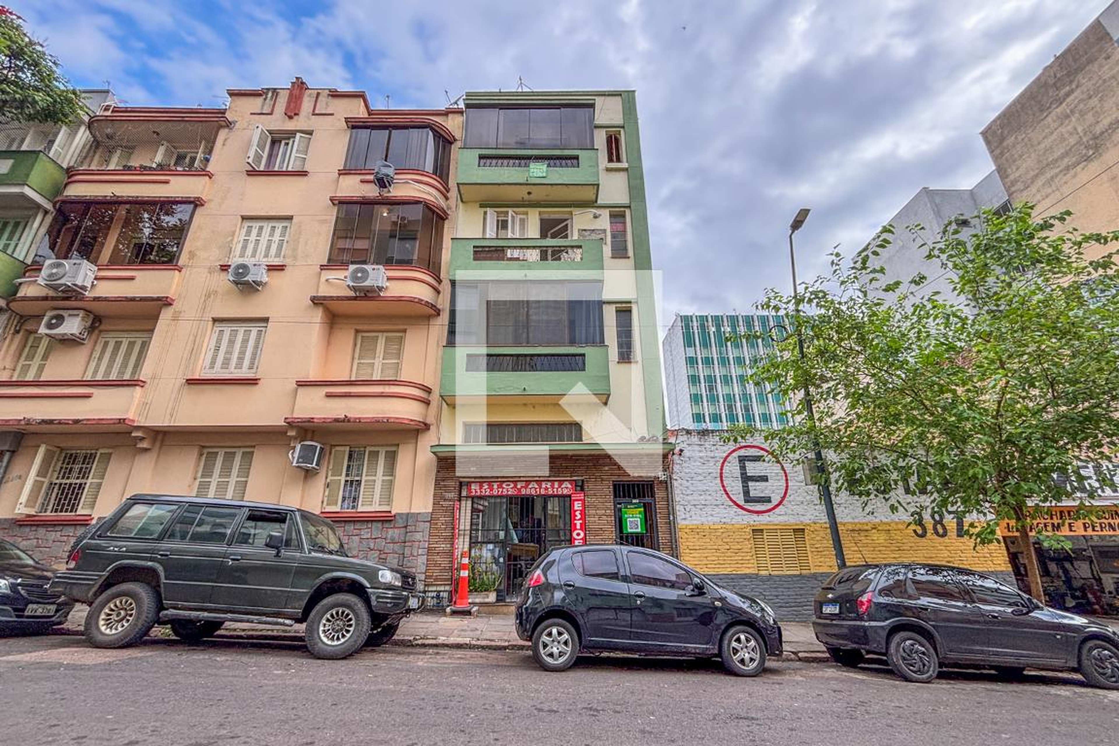 Fachada Condomínio em Rua Riachuelo, 389