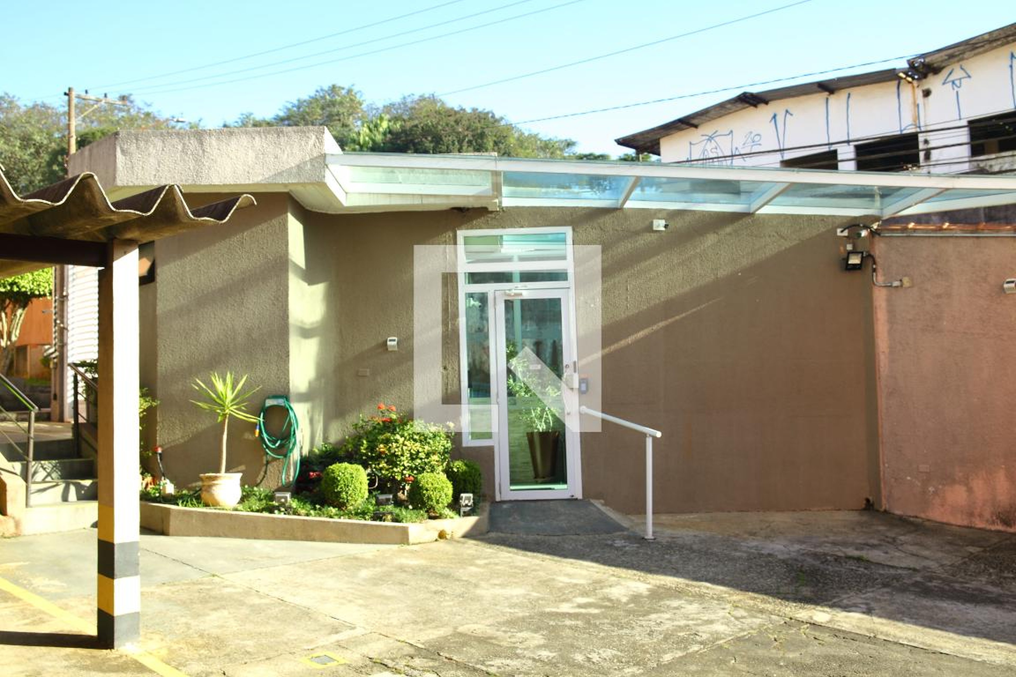 Fachada Condomínio Portugal