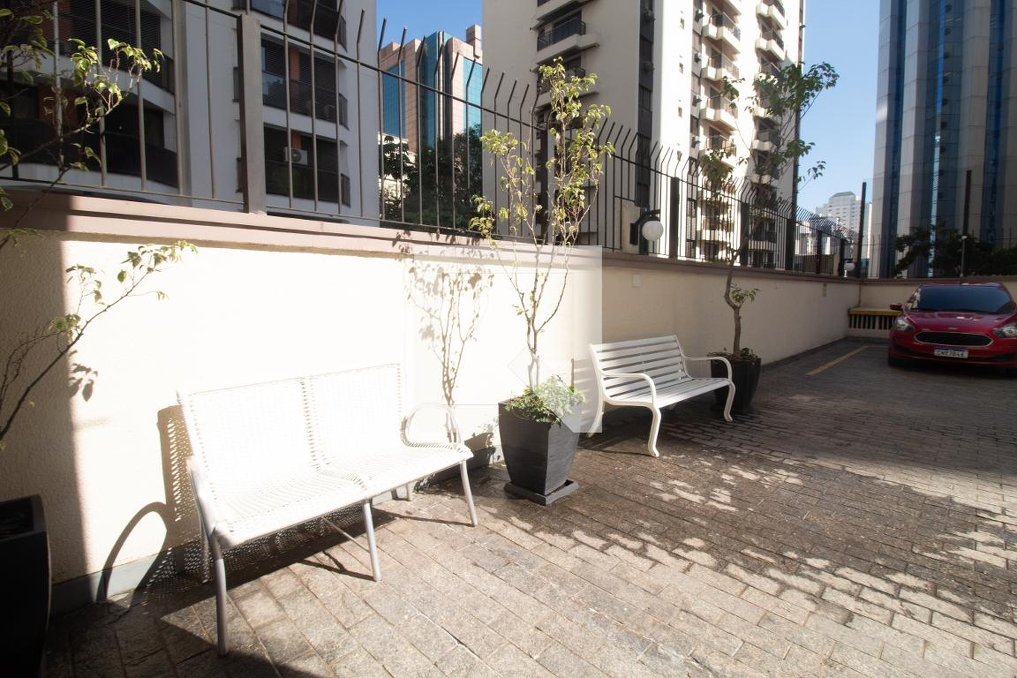 Área Externa - Ed Barão Aiuruoca