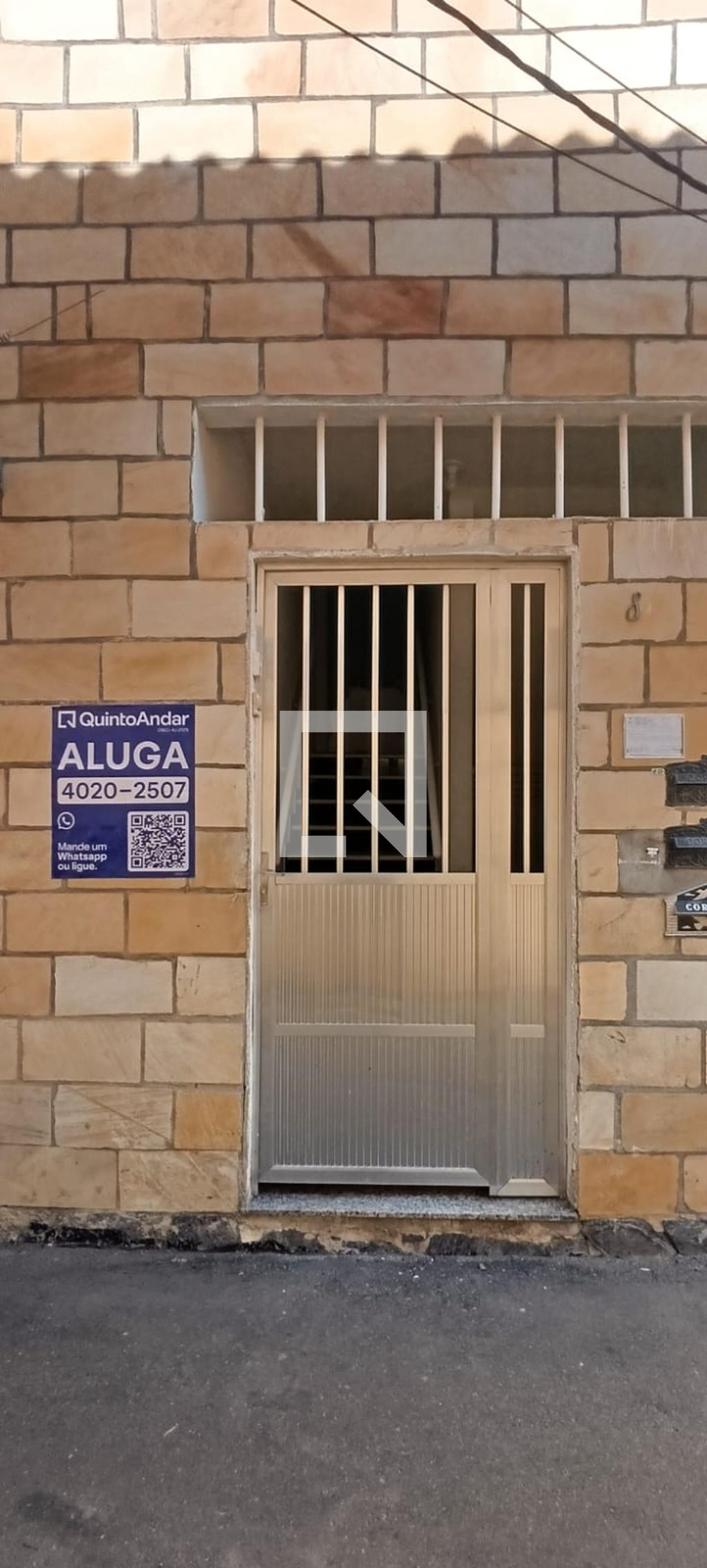 Fachada Condomínio em Rua Manuel Sabino Barbosa, 8