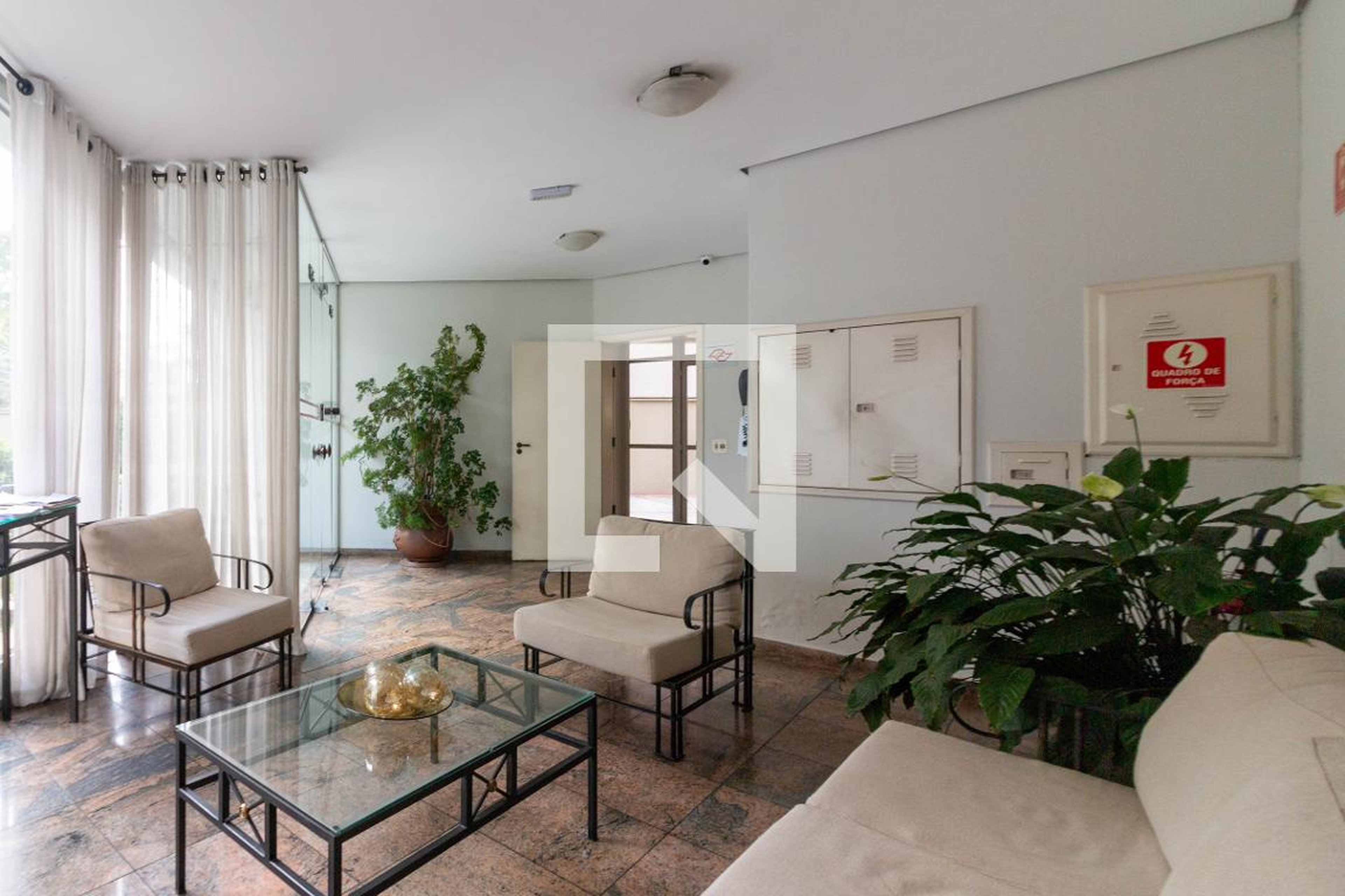 Hall de entrada - Edifício Conde Monteverdi