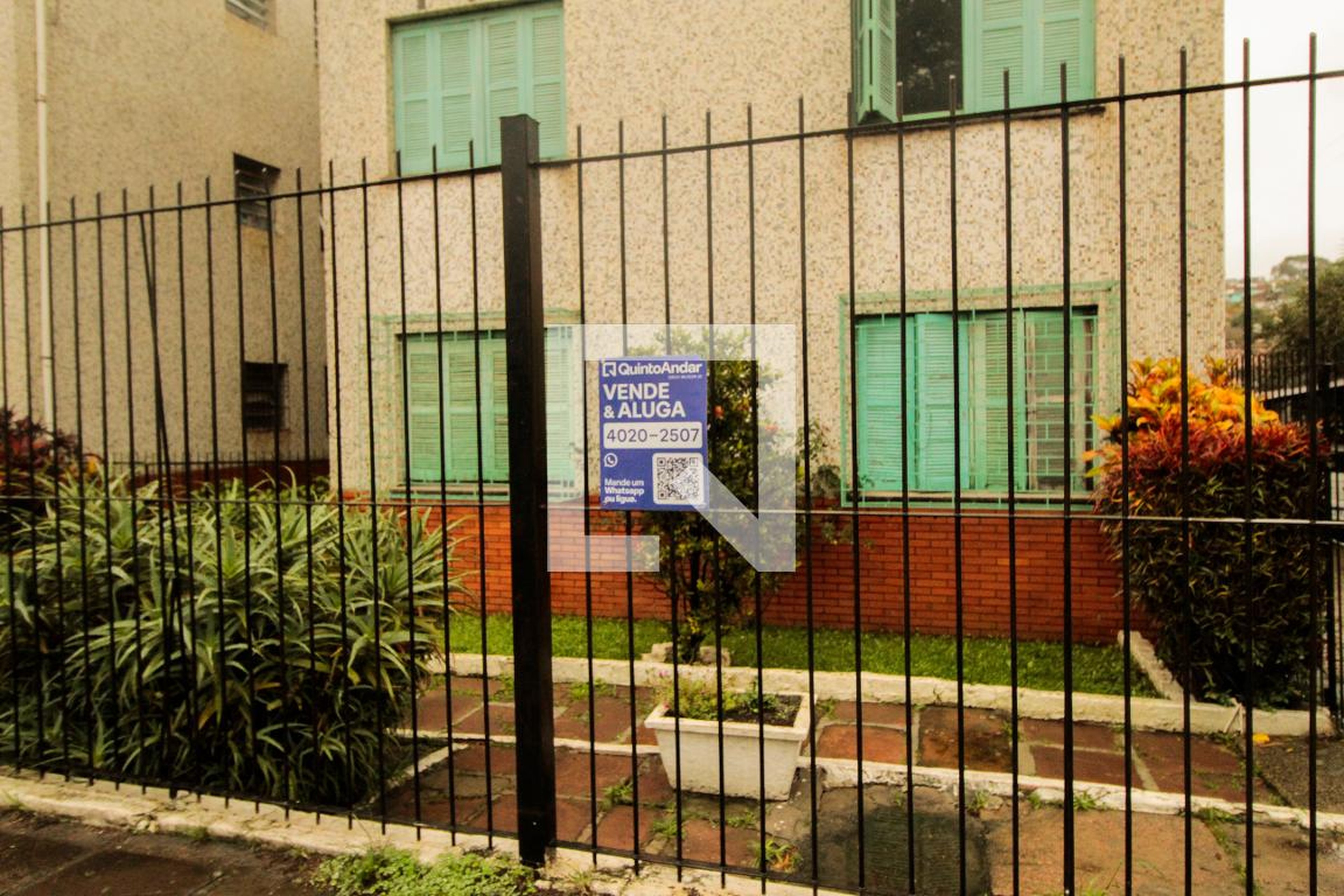 Fachada do Prédio Condomínio em Avenida Antônio de Carvalho, 1684