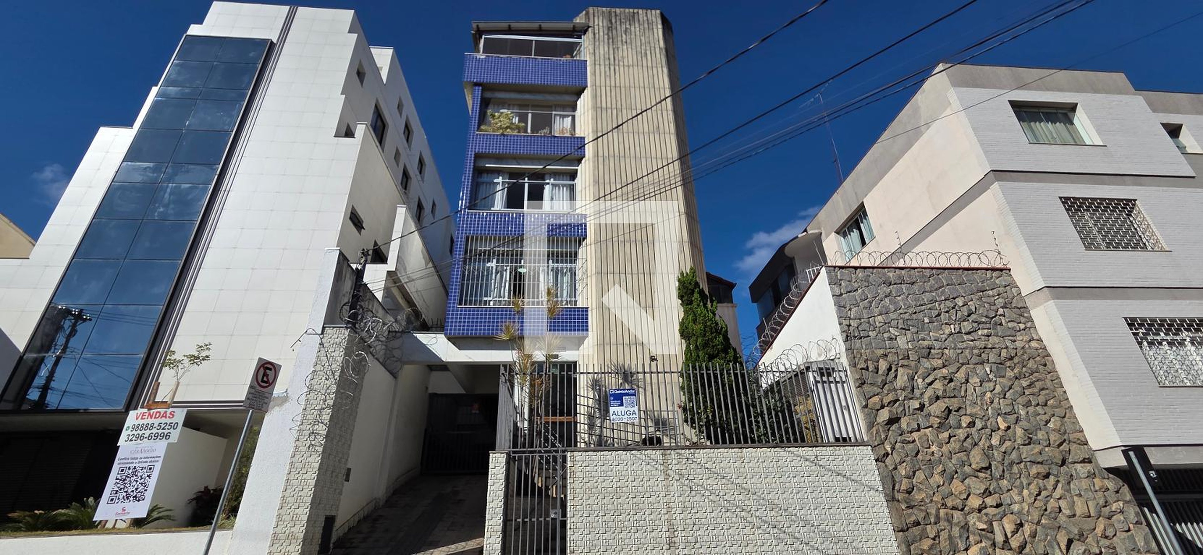 Fachada Edifício Luzia Mendes Bomtempo