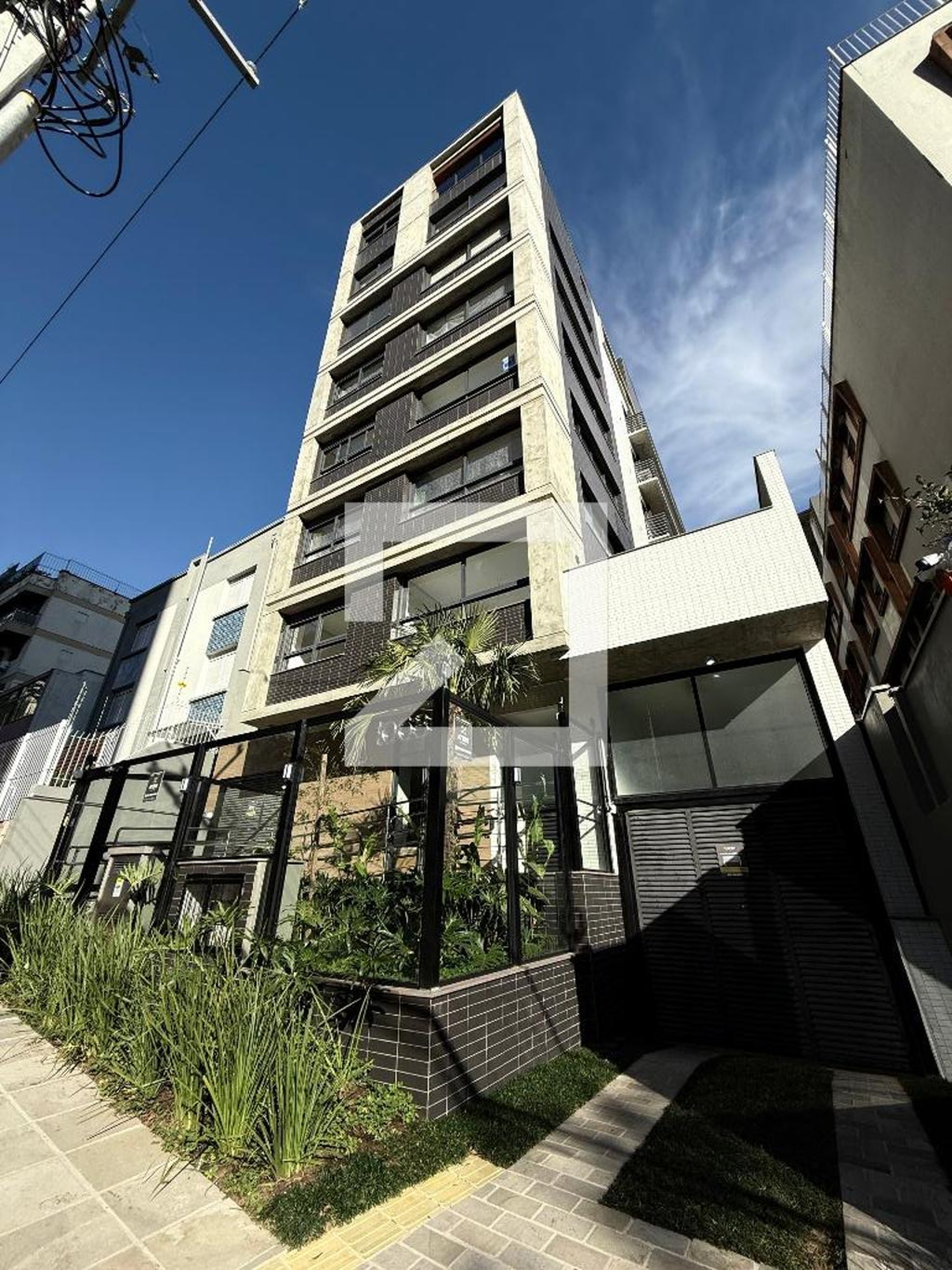 Fachada Condomínio em Rua Castro Alves, 1063