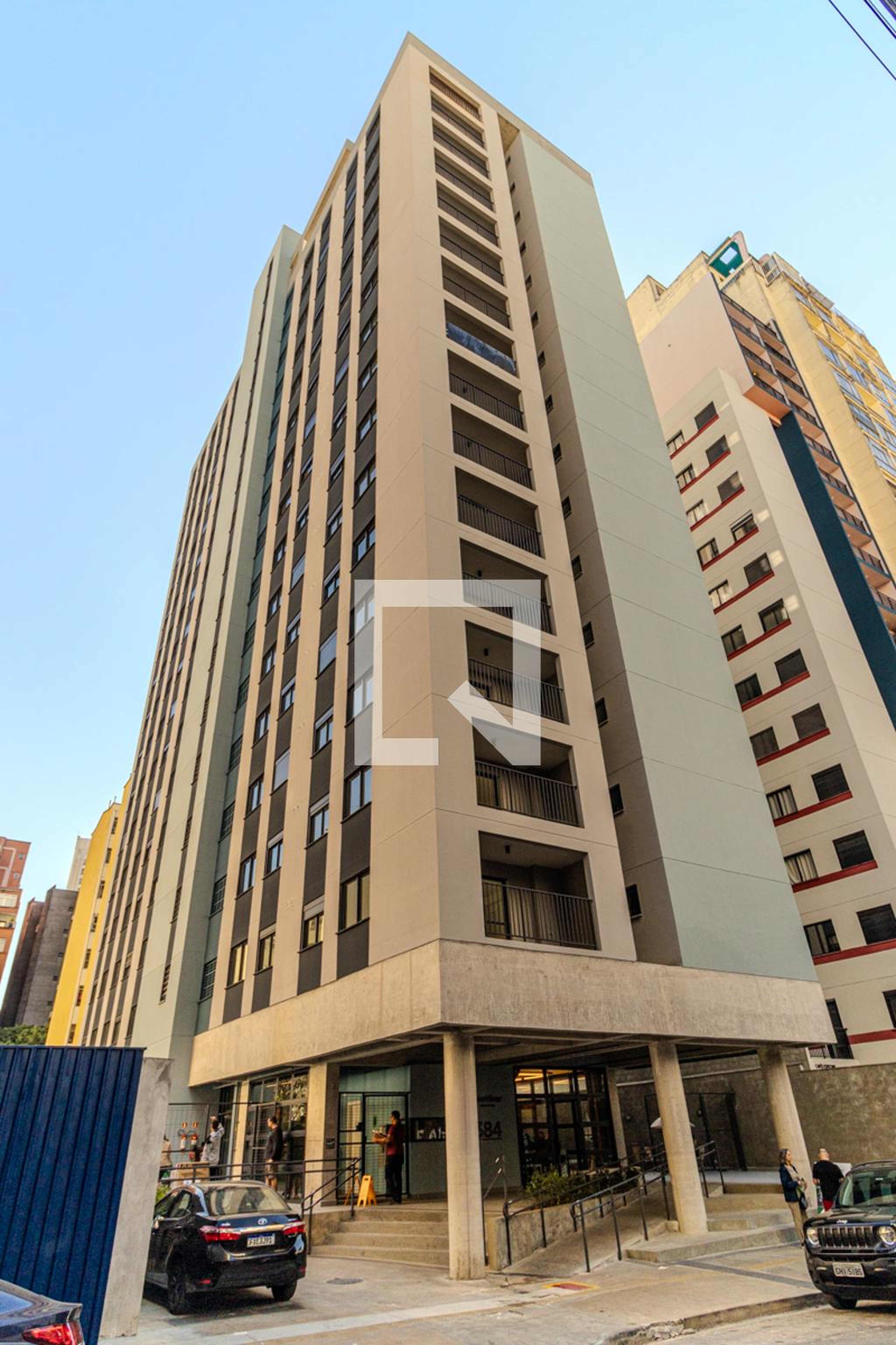 Fachada Condomínio em Rua General Jardim, 1406