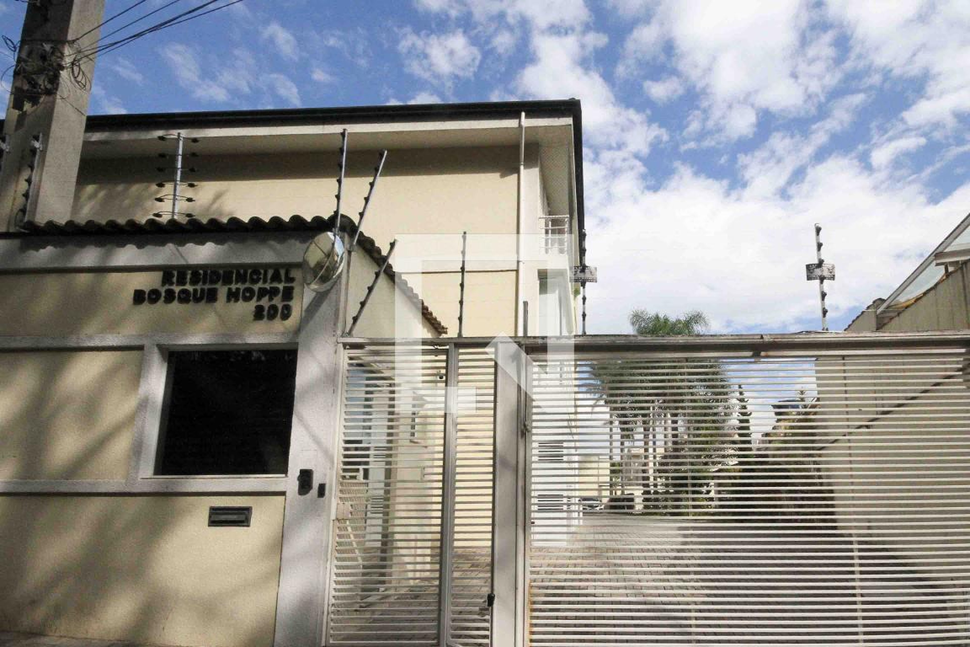 Fachada Condomínio Bosque Hoppe