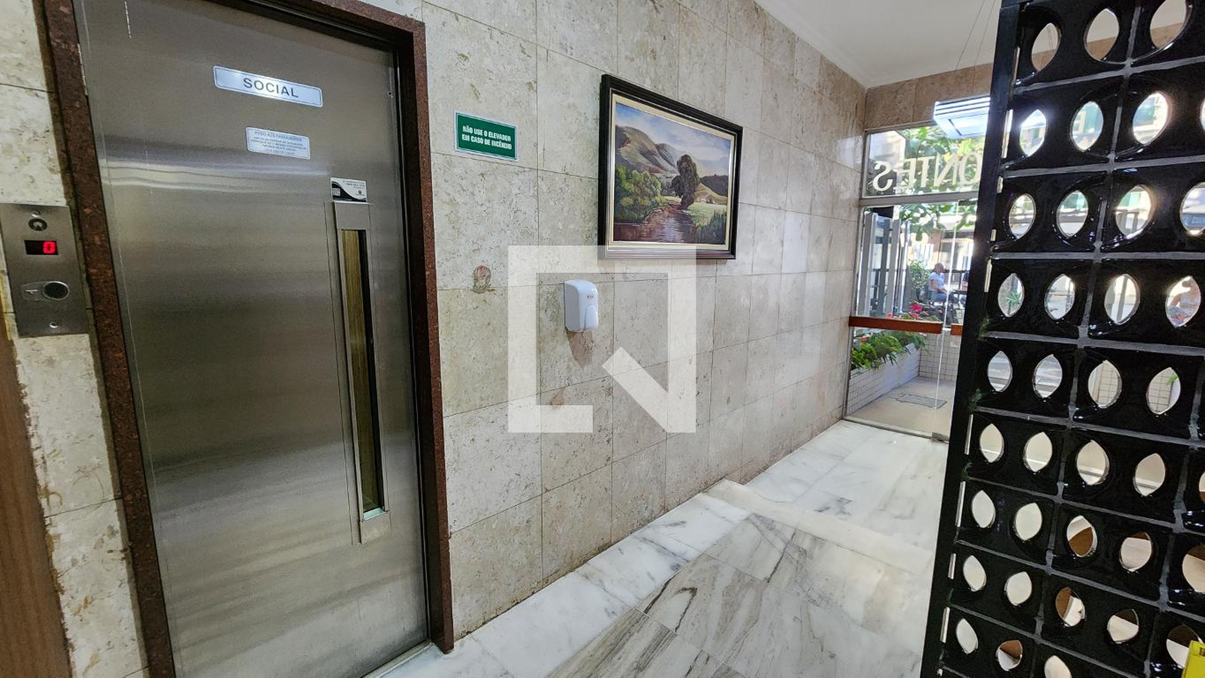 Hall de entrada - Tertúlia