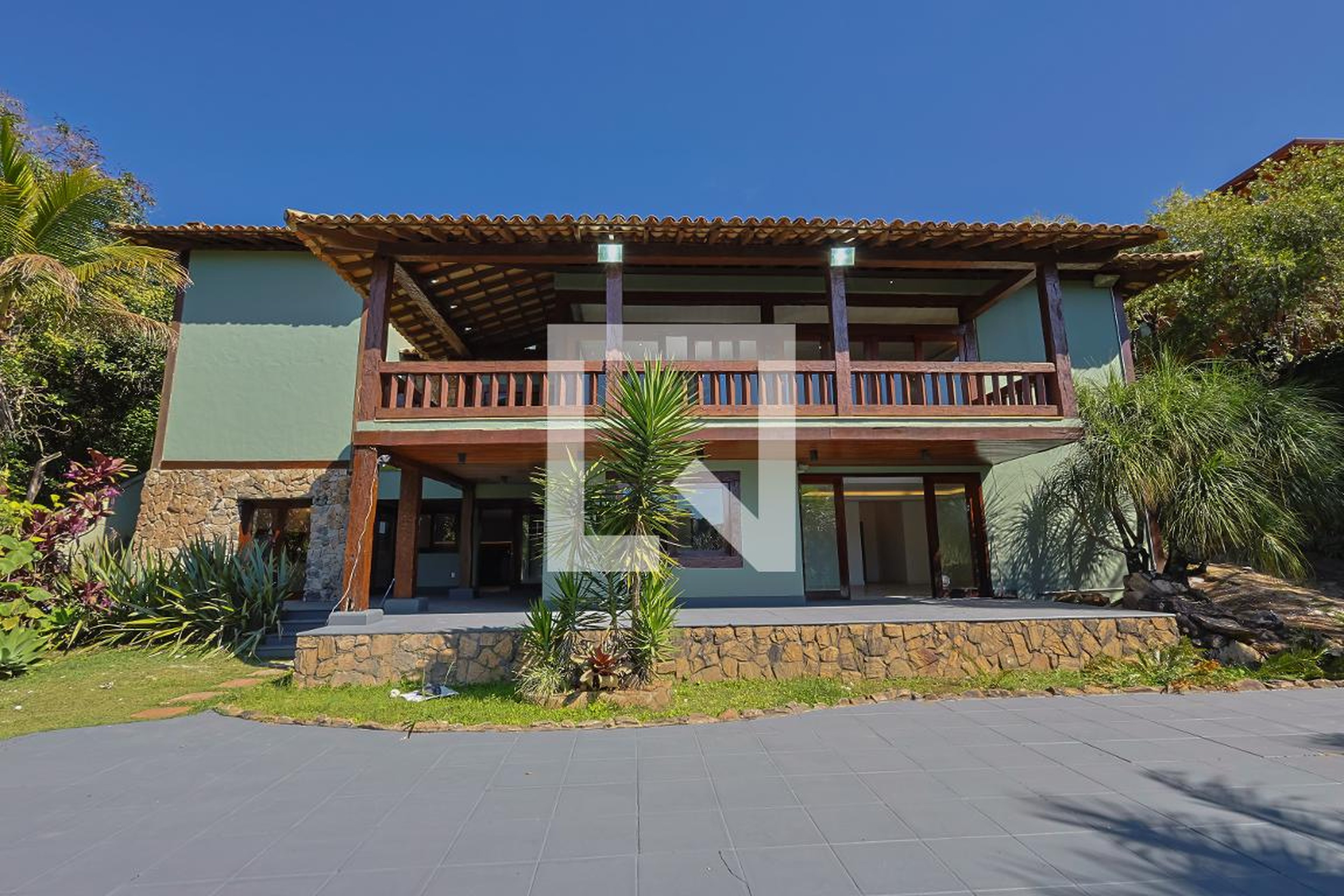 Fachada Condomínio em Alameda Serra dos Órgãos, 168