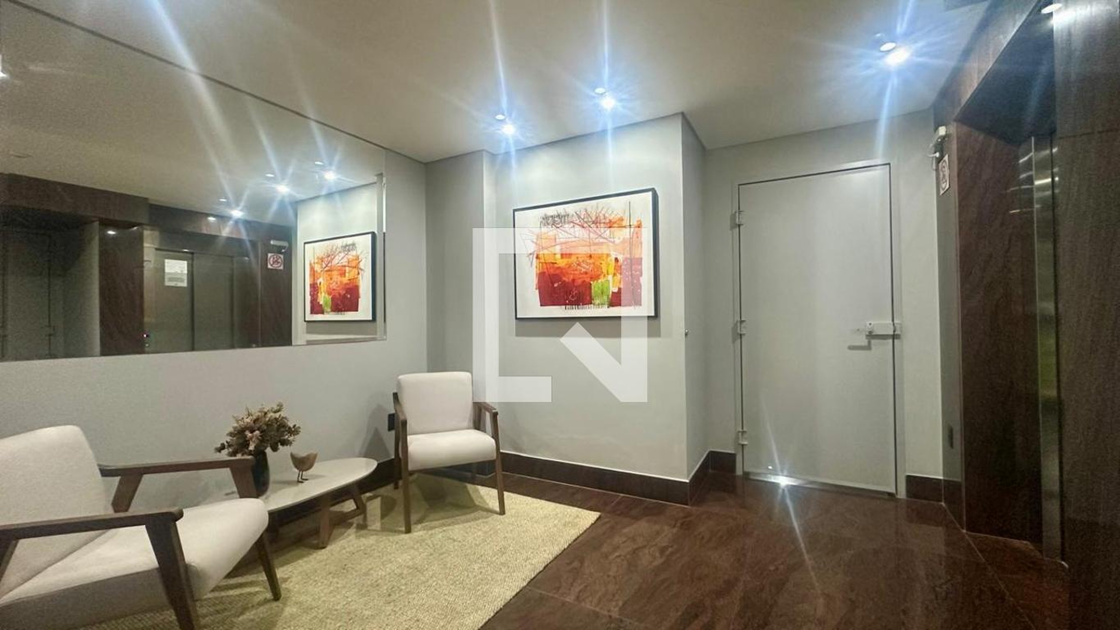 Hall social Condomínio em Rua Marechal Bitencourt, 223