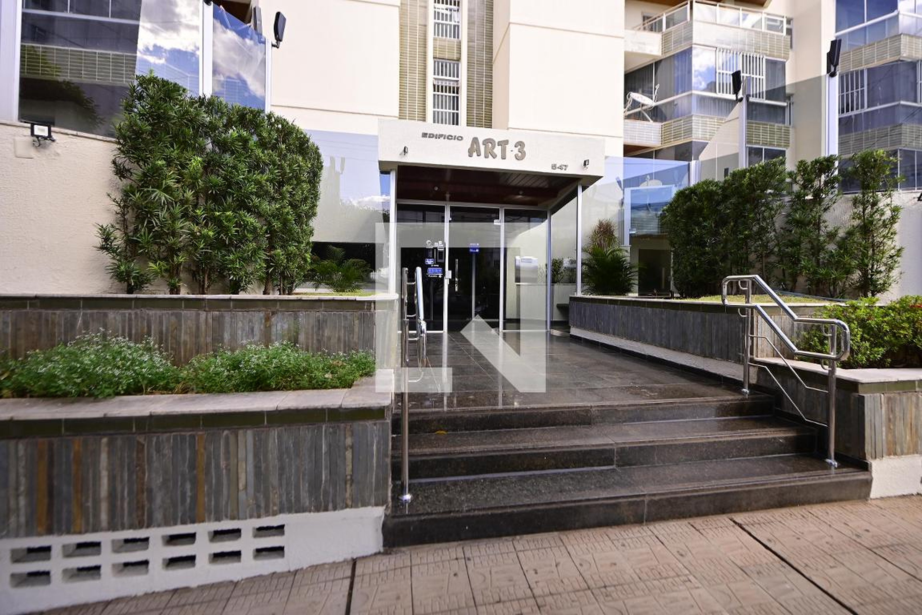 Fachada Condomínio em Rua 59-A, 547