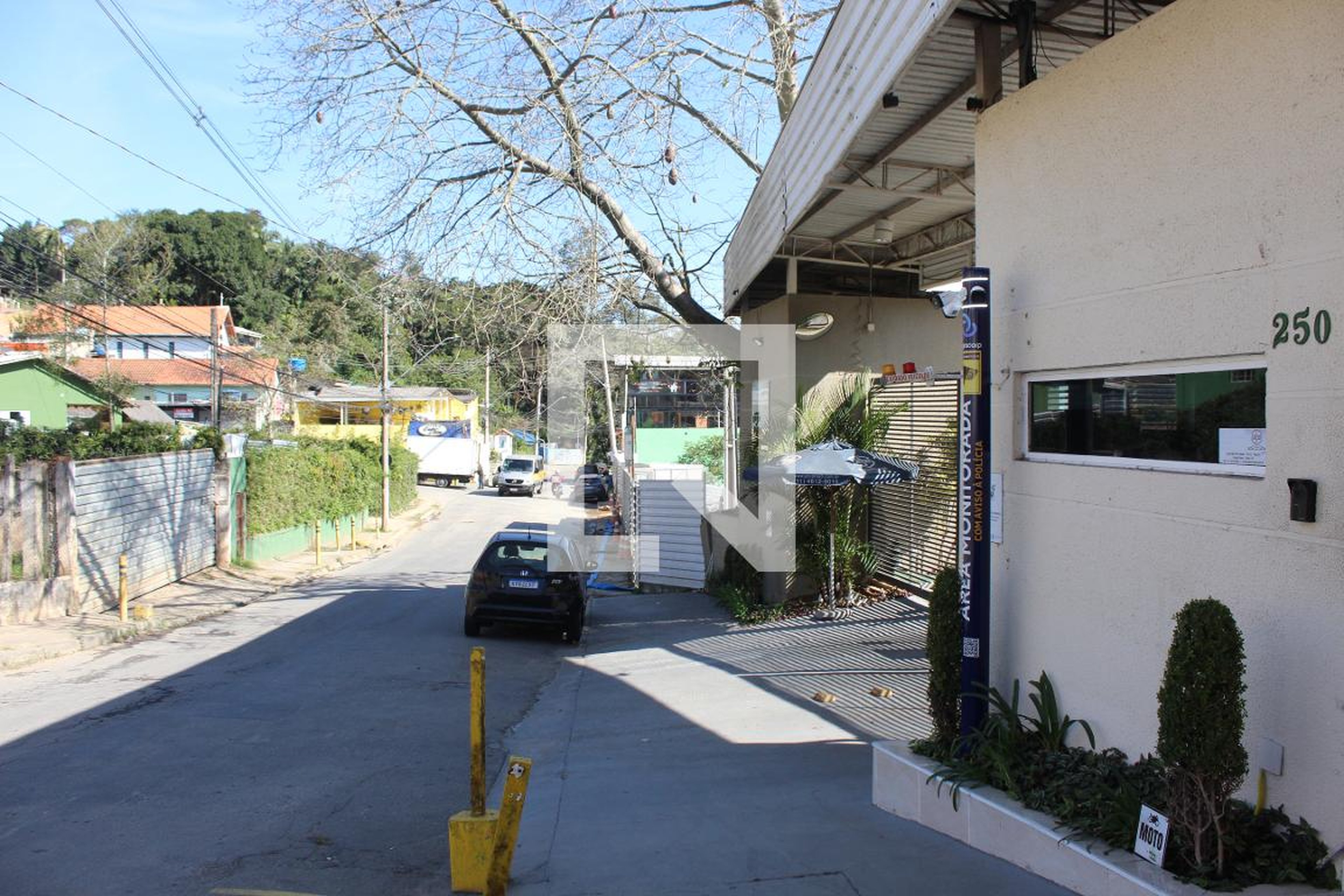 Fachada Condomínio Bosque dos Esquilos