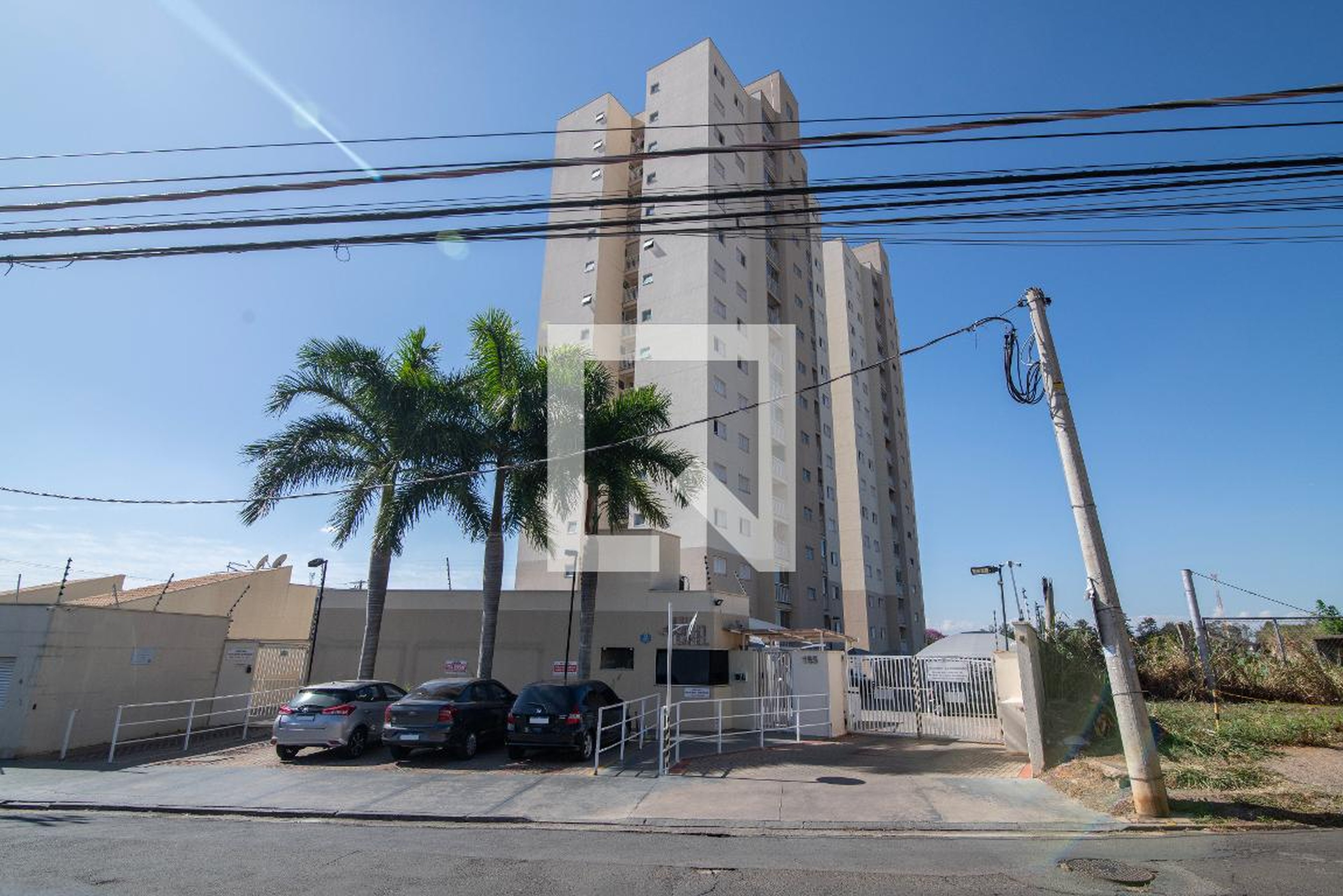 Fachada do Condomínio Condomínio Altos de Santa Izabel