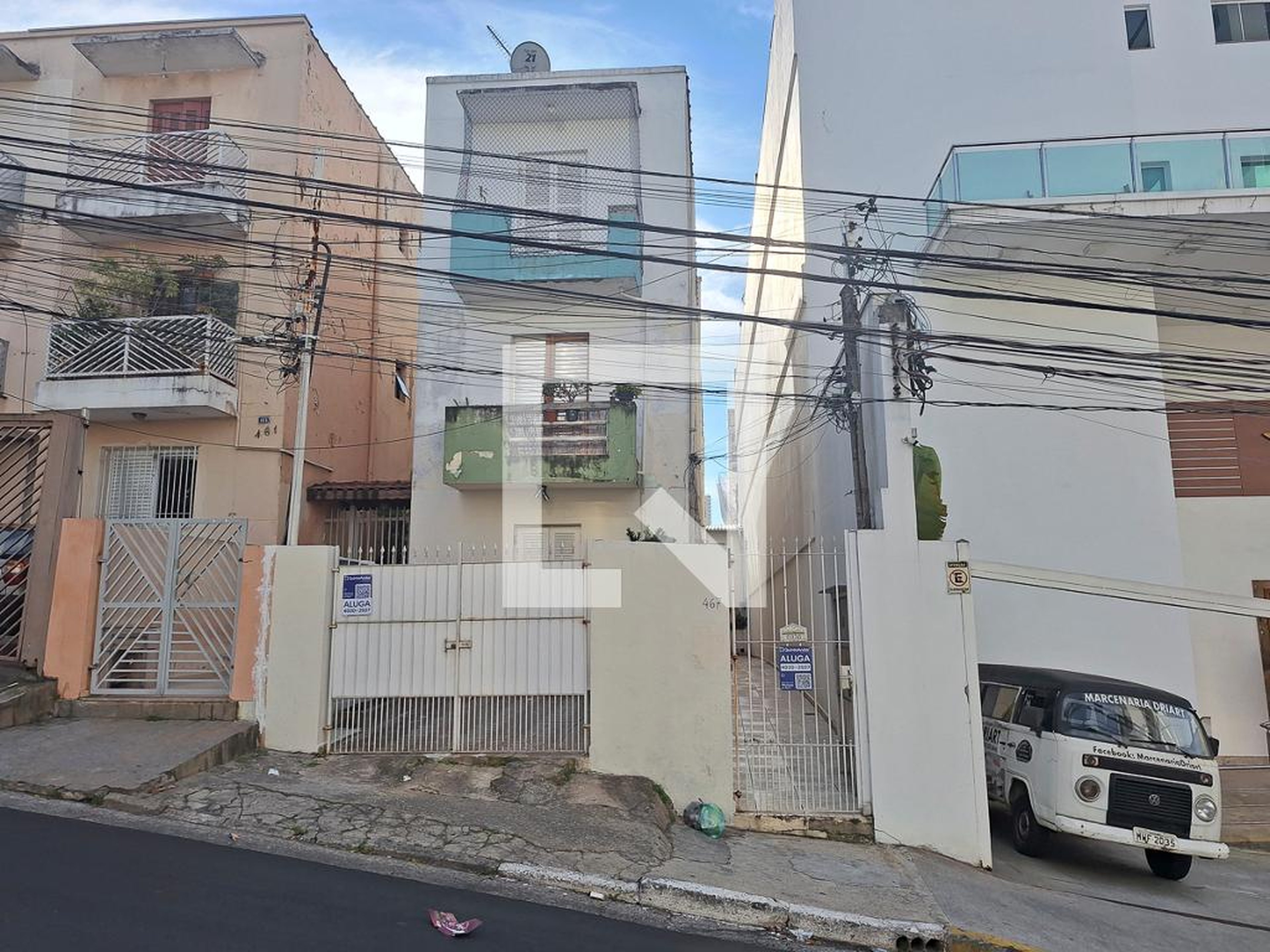 Fachada Condomínio em Rua Pedro Madureira, 467