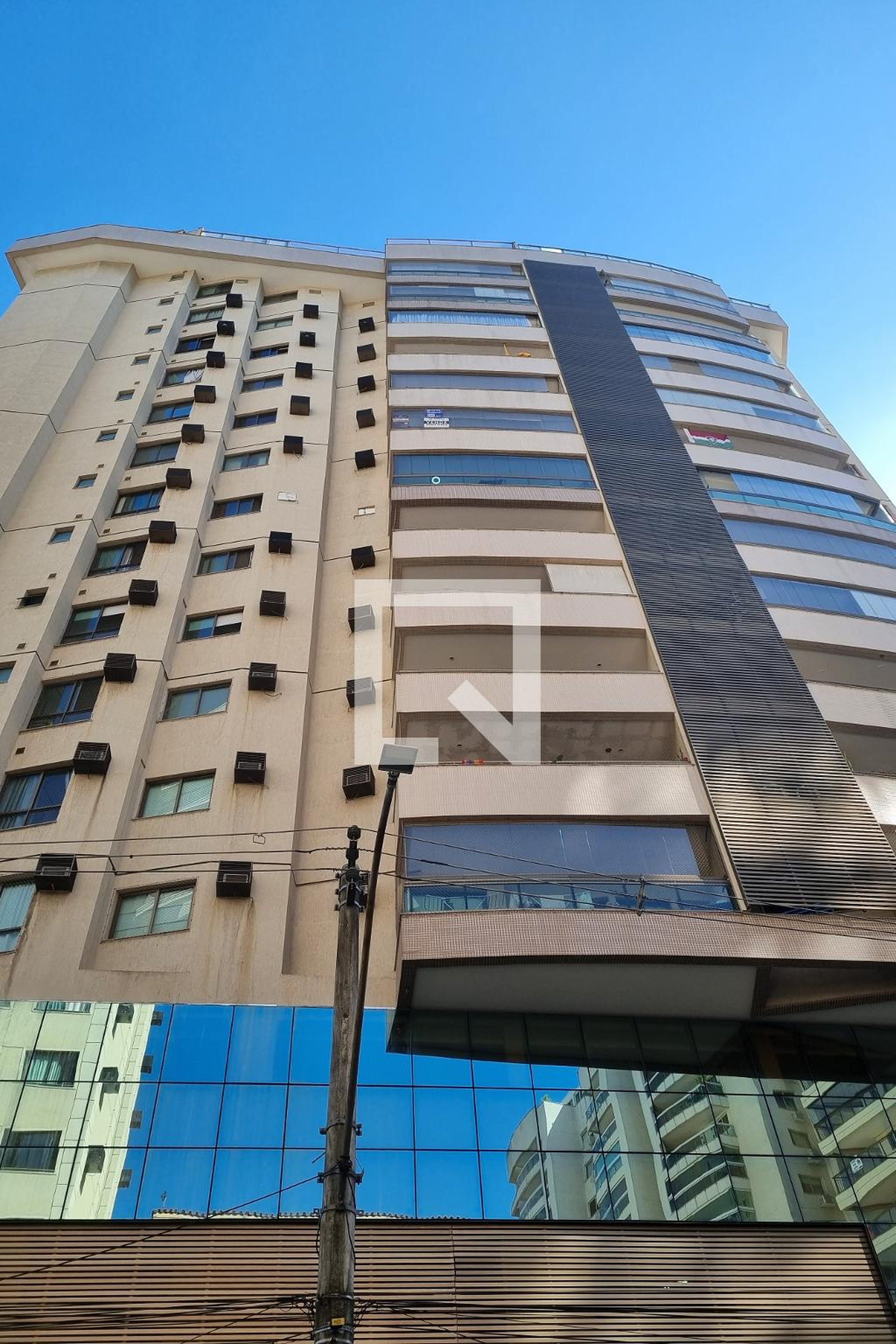 Fachada Residencial Petra