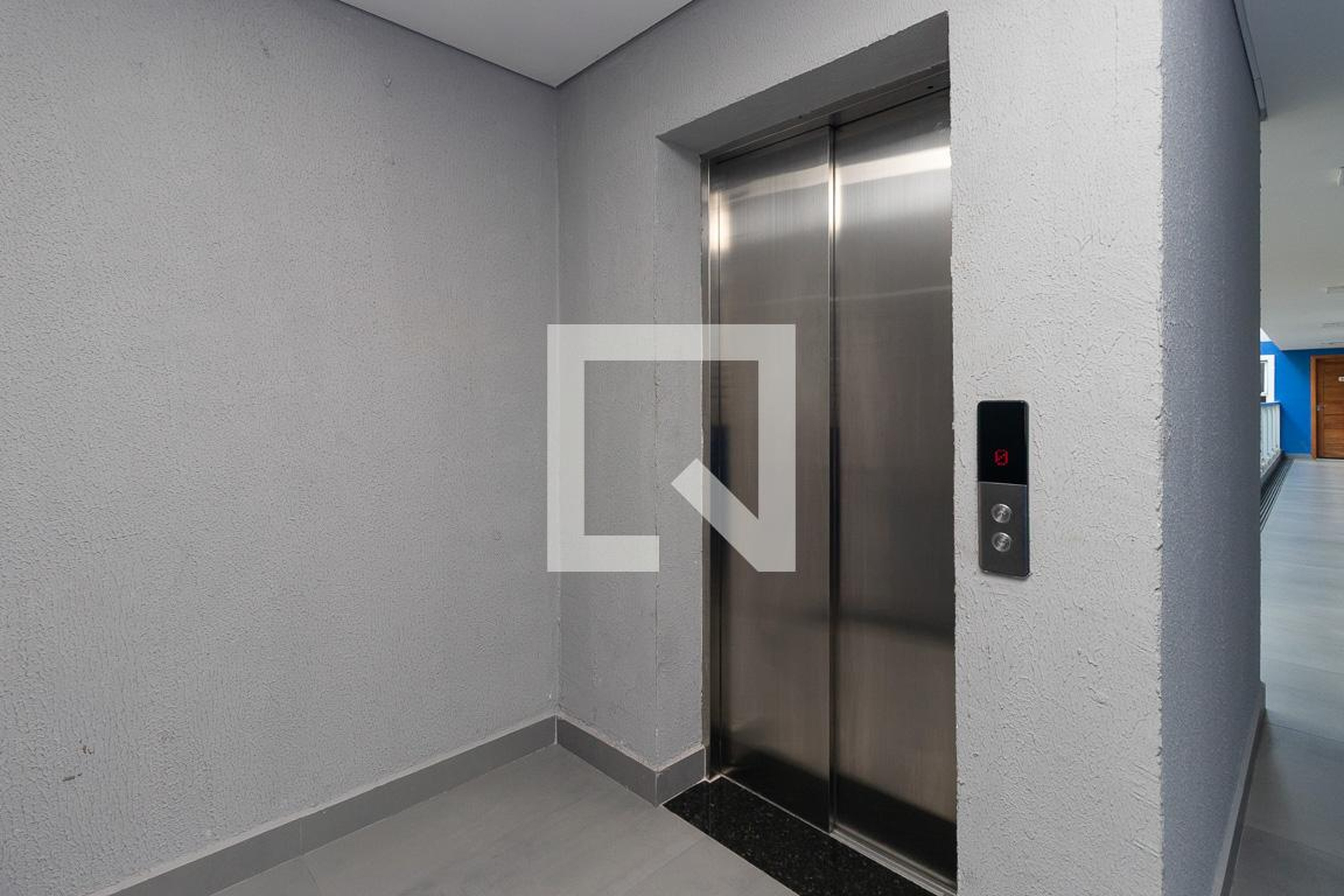 Elevador - Buono Villaggio Vila Gustavo