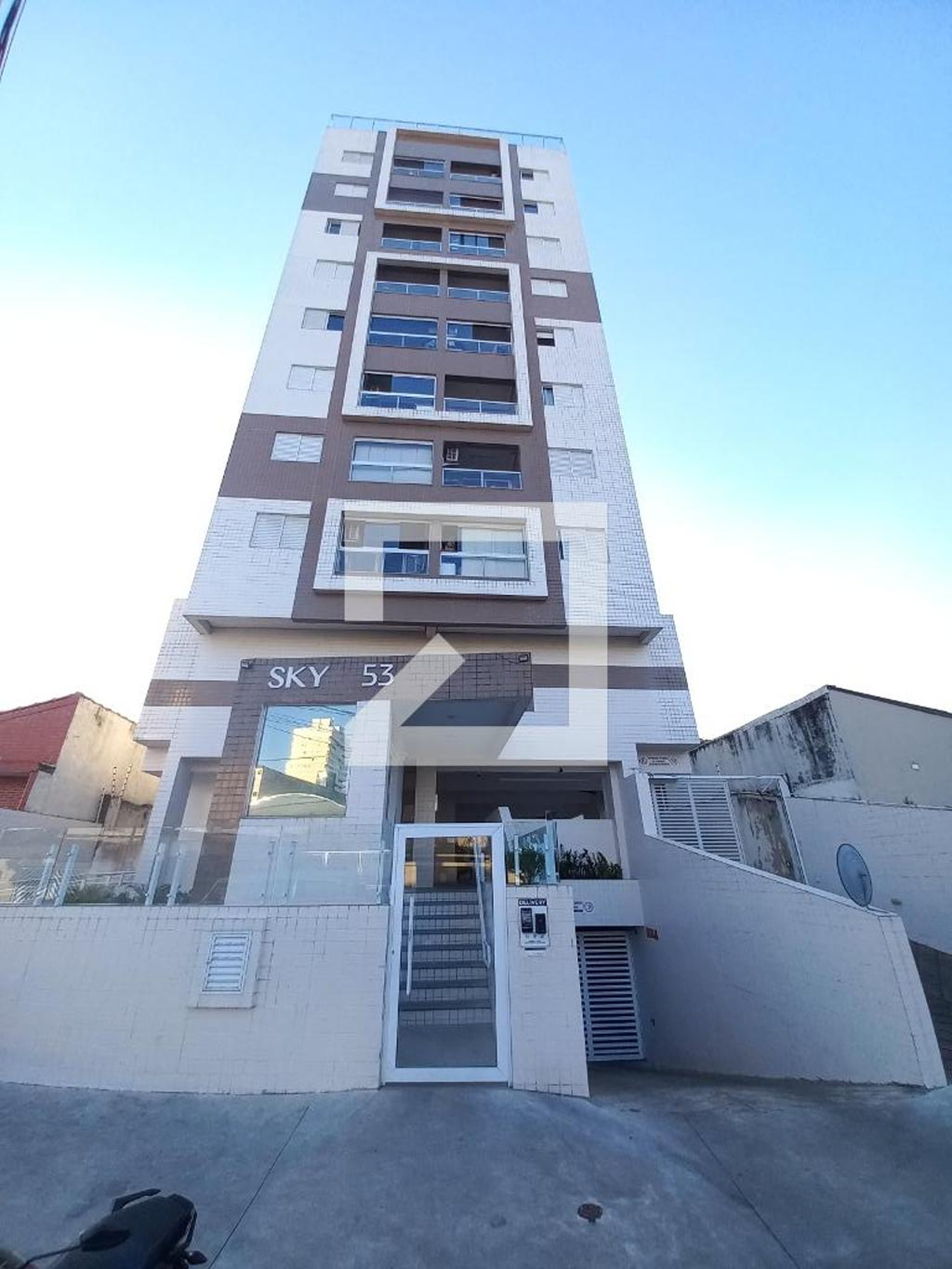 Fachada do Prédio Condomínio Sky Residence