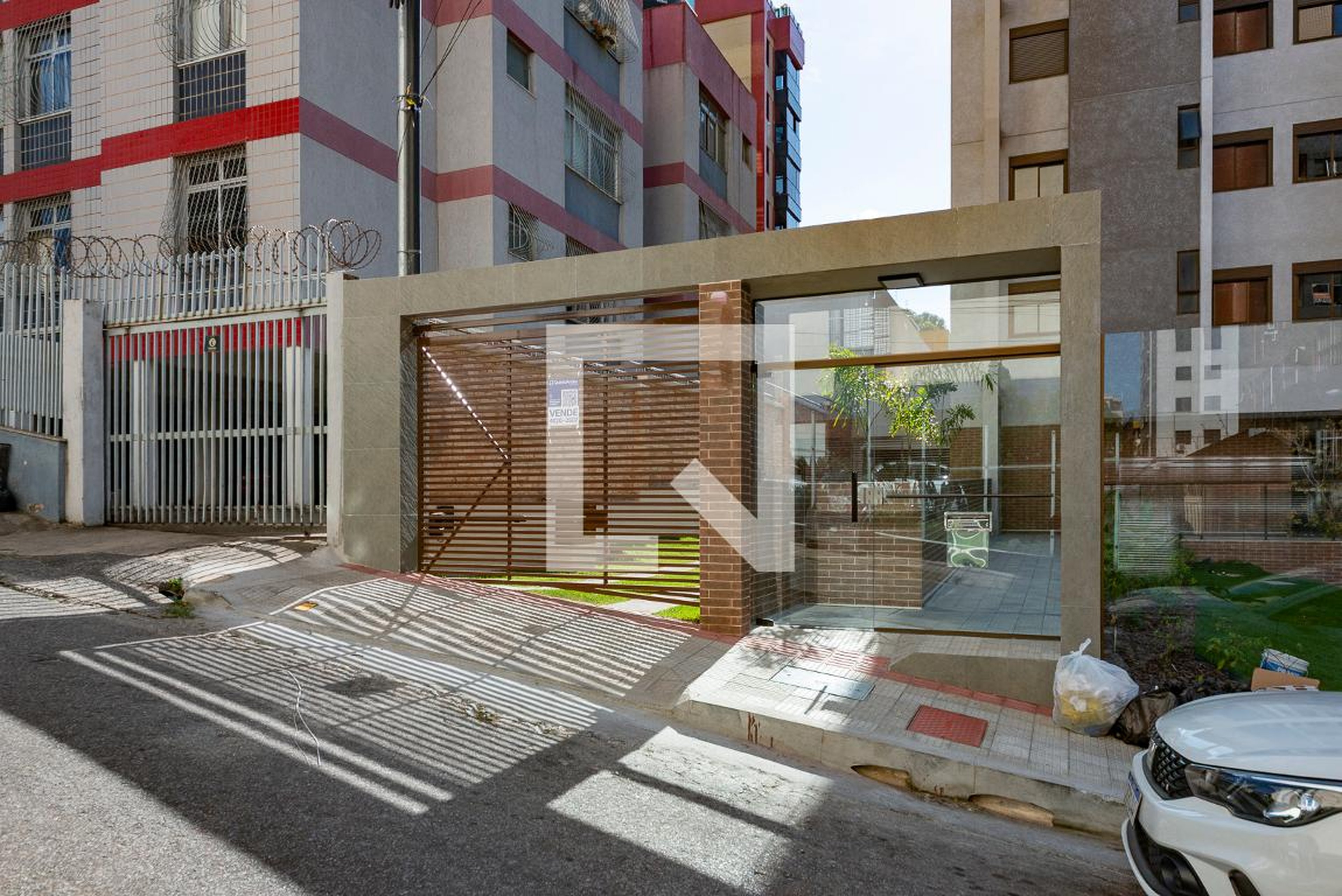 Fachada Condomínio em Rua Padre Rossini Cândido, 248