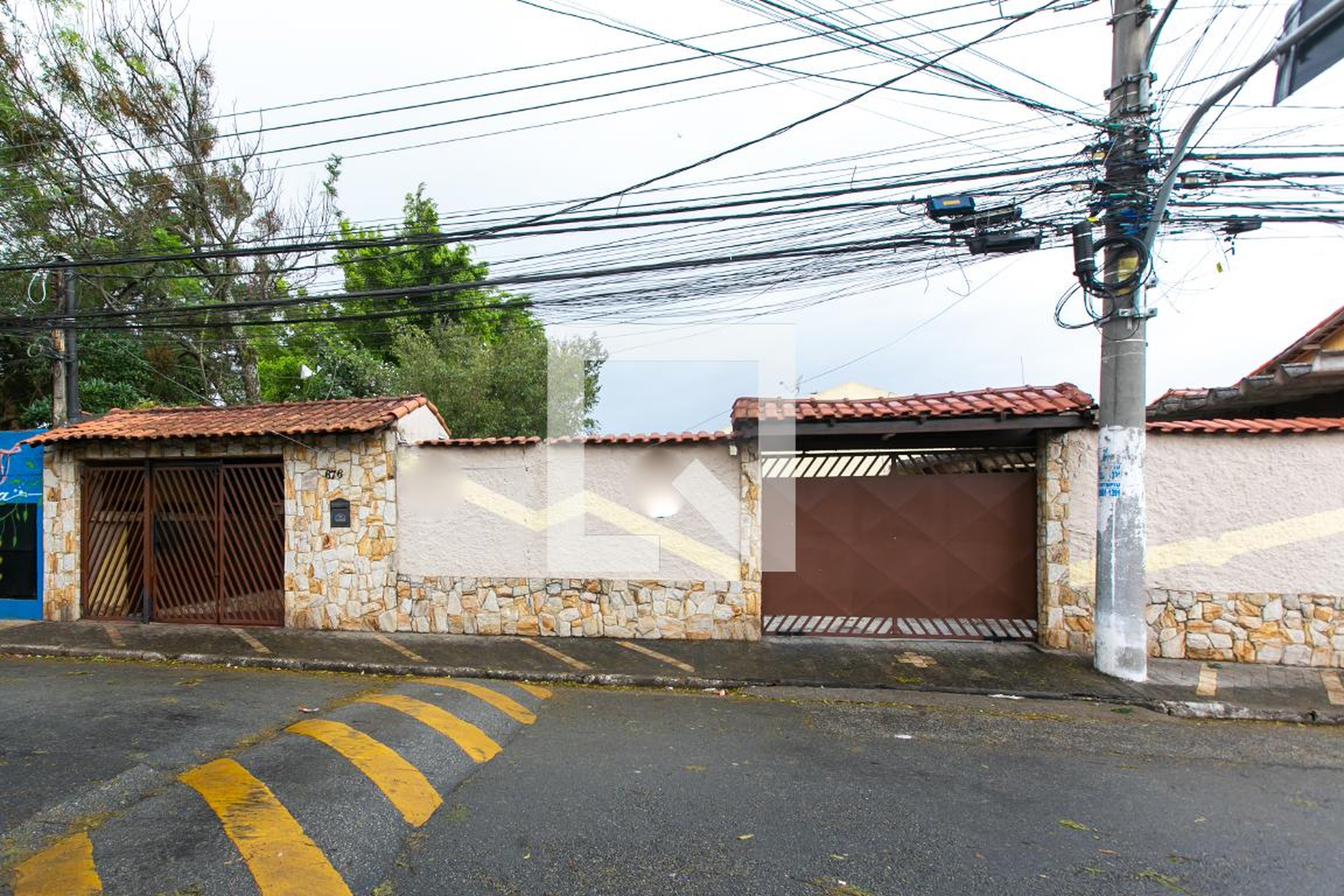 Fachada do Condomínio Condomínio em Rua Jeribatuba, 676