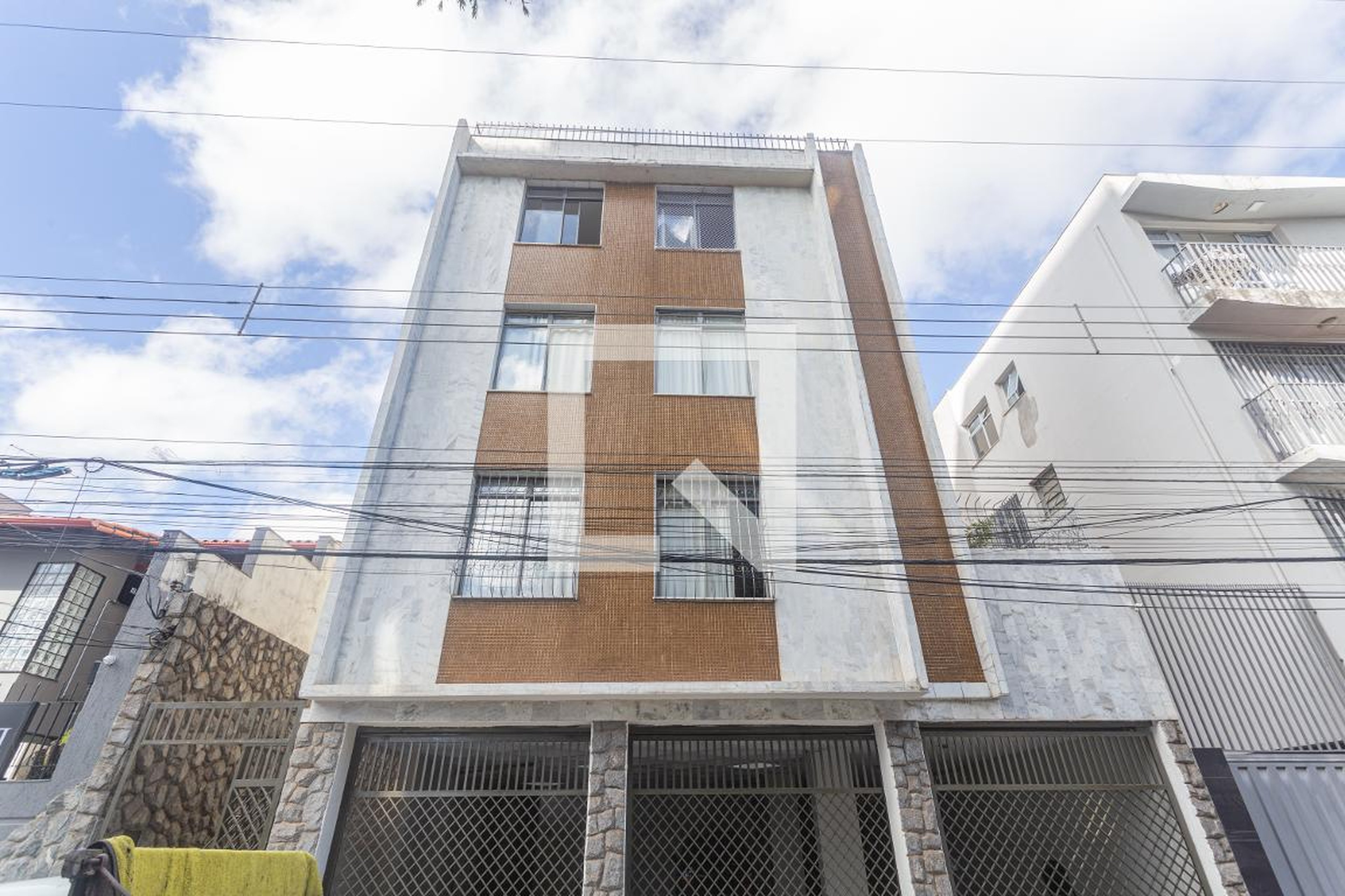 Fachada Condomínio em Rua Doutor Jarbas Vidal Gomes, 202