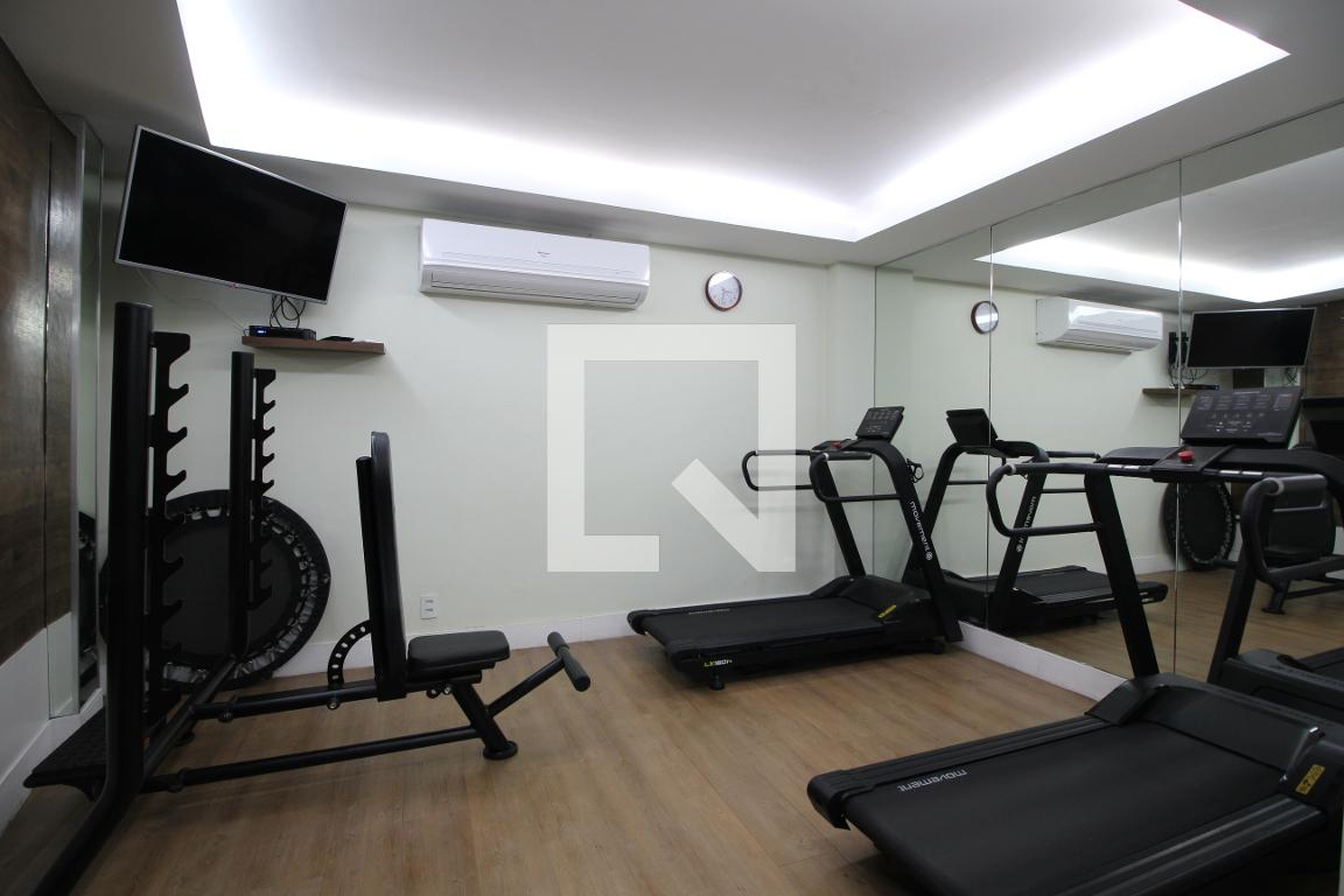 Academia - Village Vert