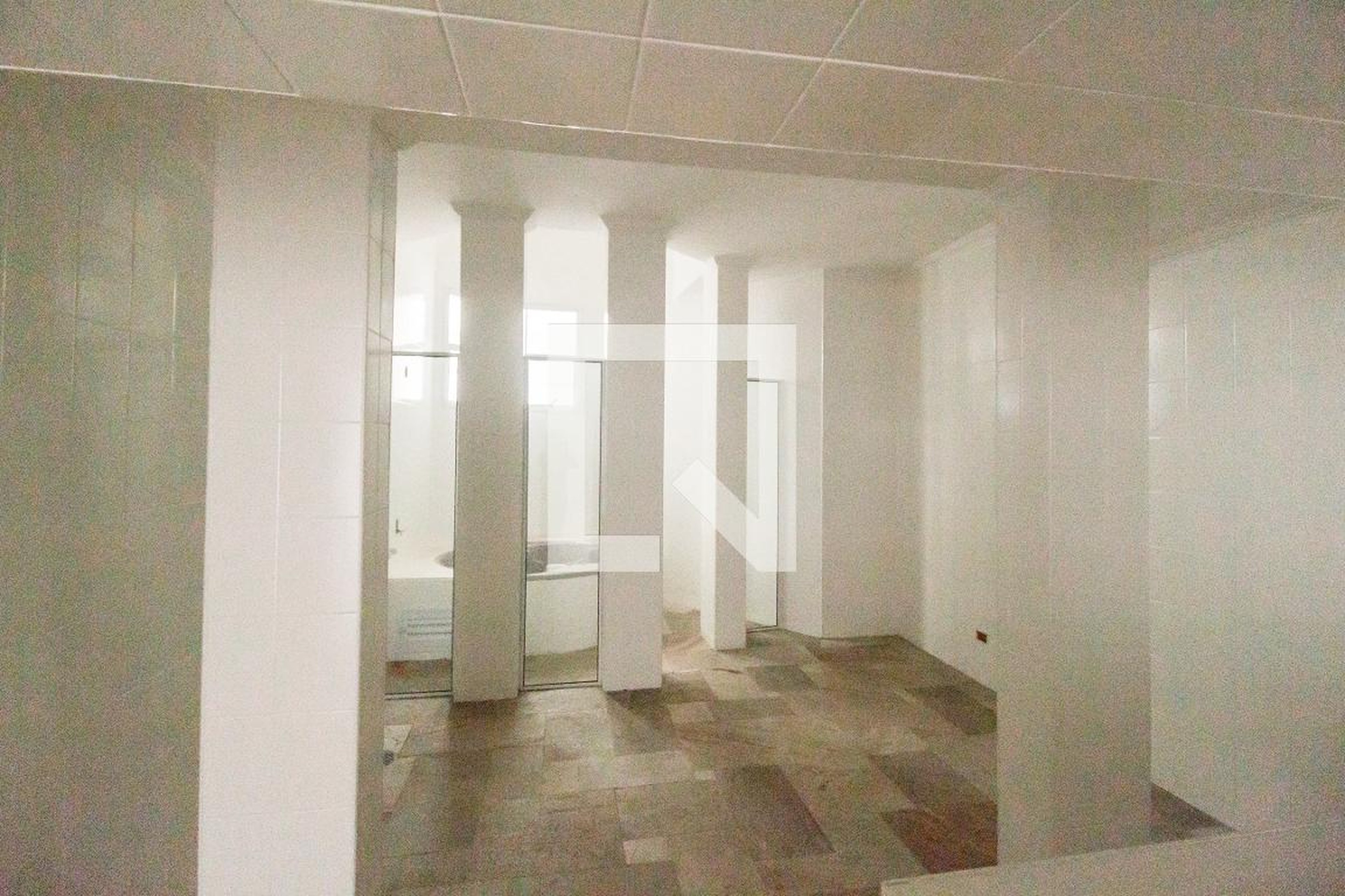 Piscina Coberta - Residencial Alphaville 10