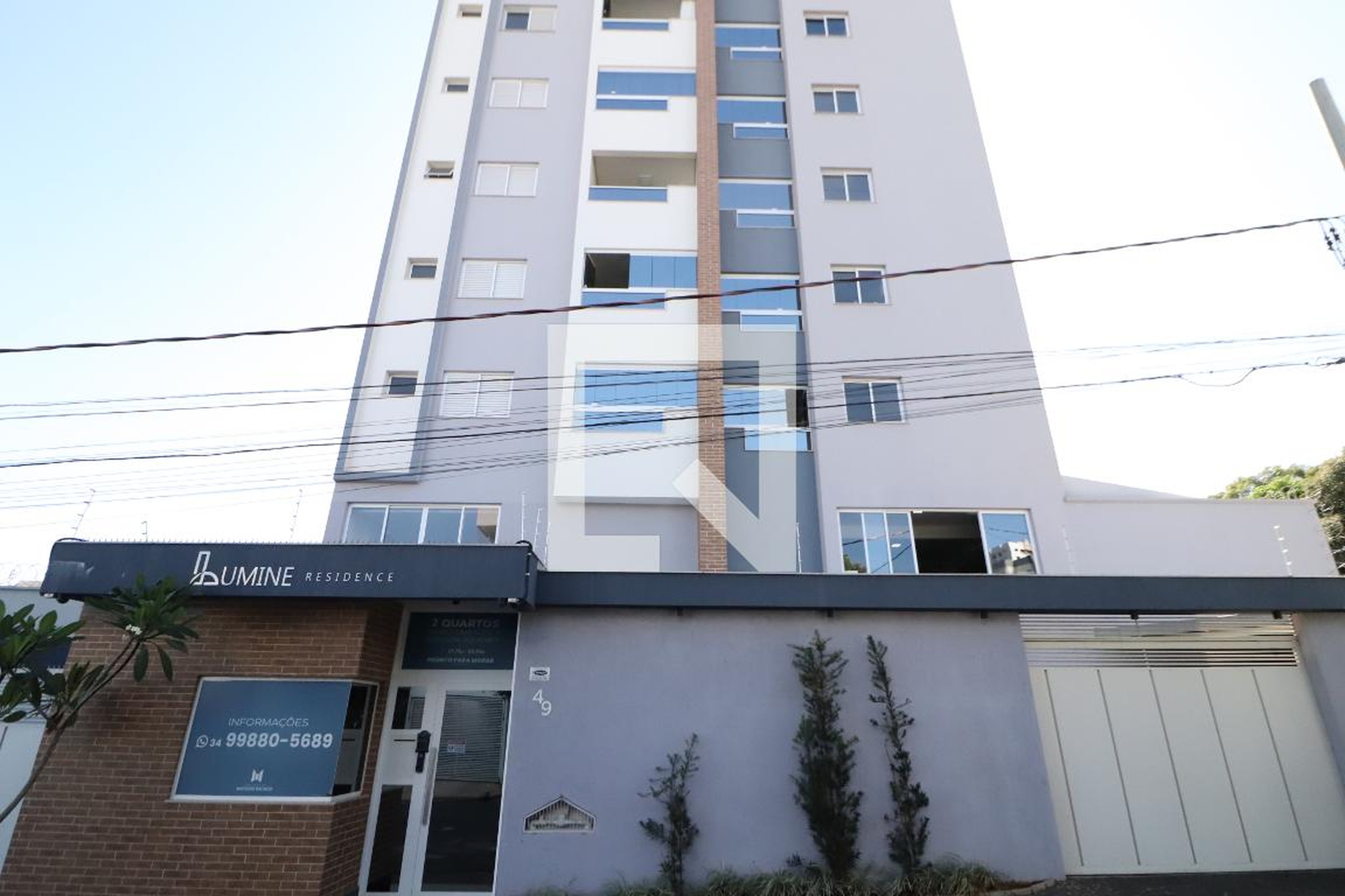 Fachada Condomínio em Rua José Humberto Alves, 49