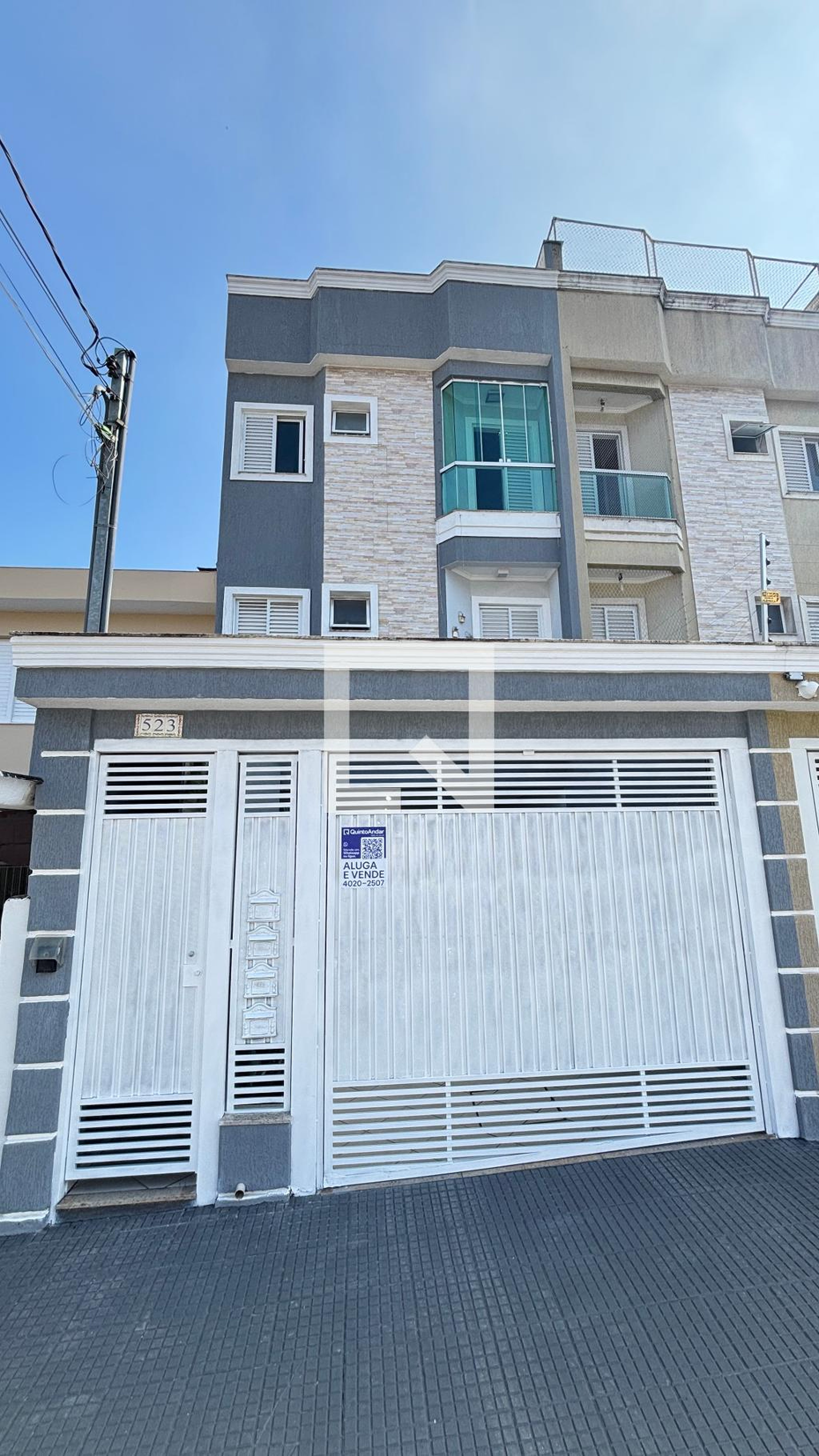 Fachada Condomínio em Rua Sud Menucci, 523