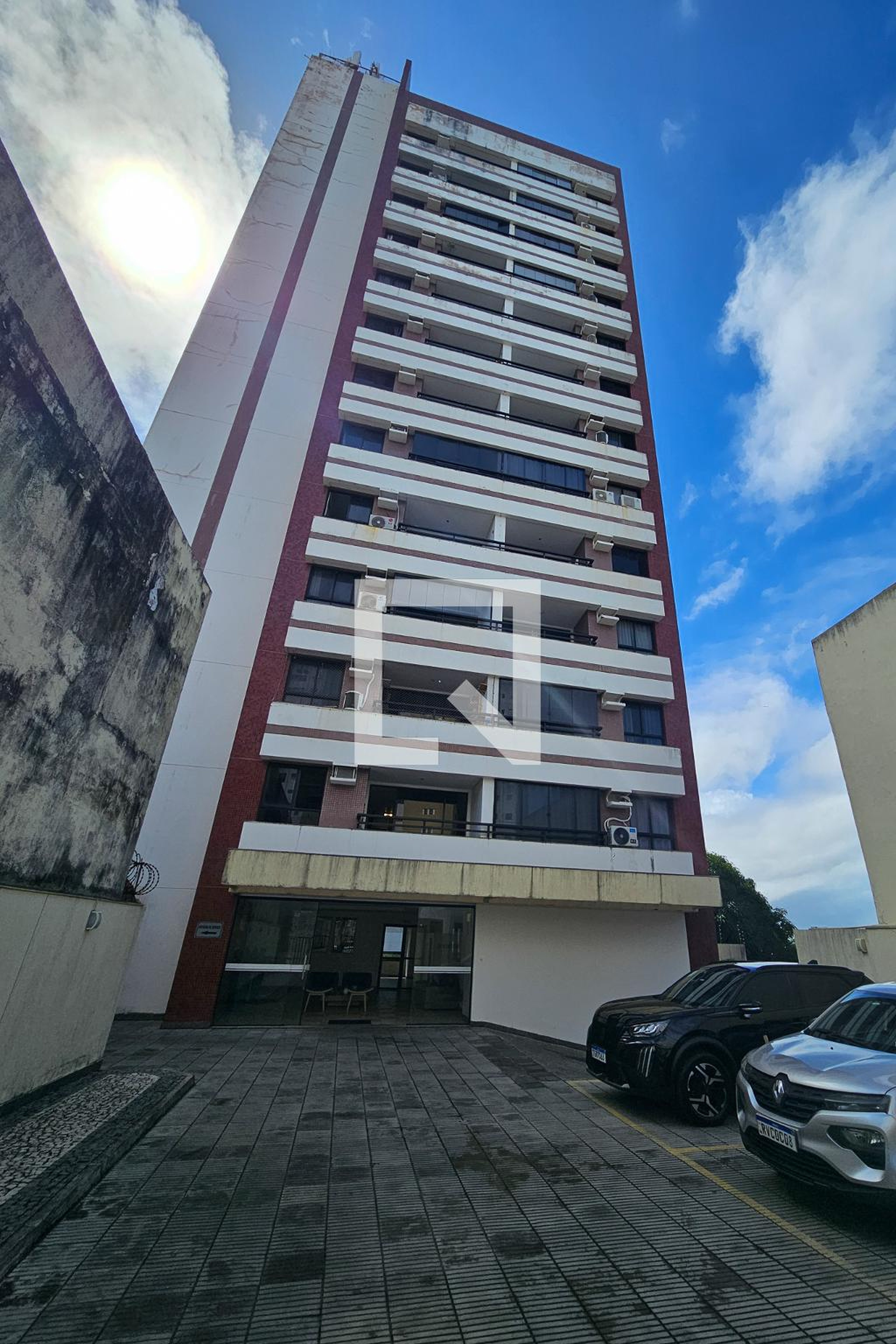 Fachada Edifício Mar do Tahiti