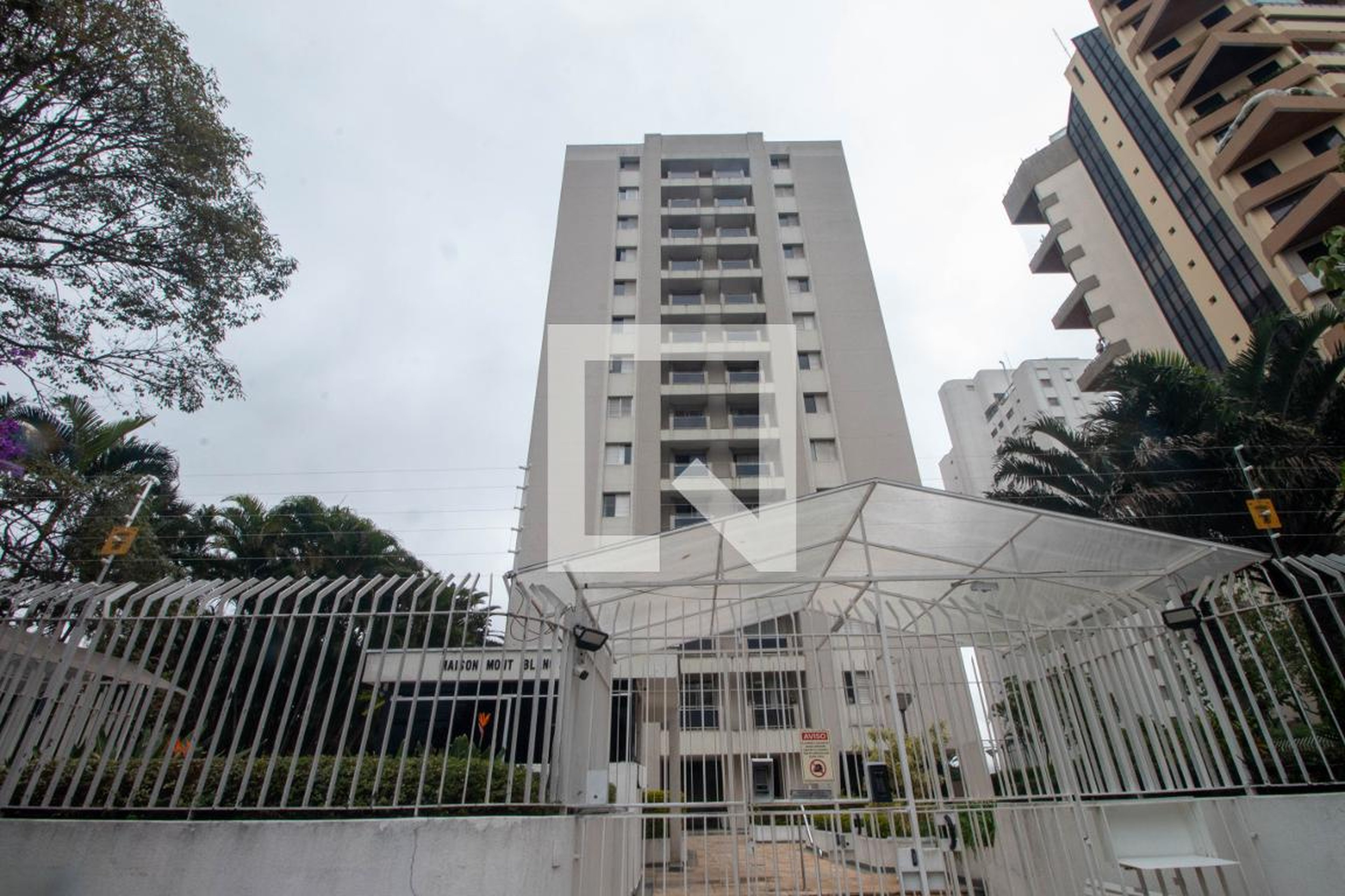 Fachada Condomínio Maison Mont Blanc