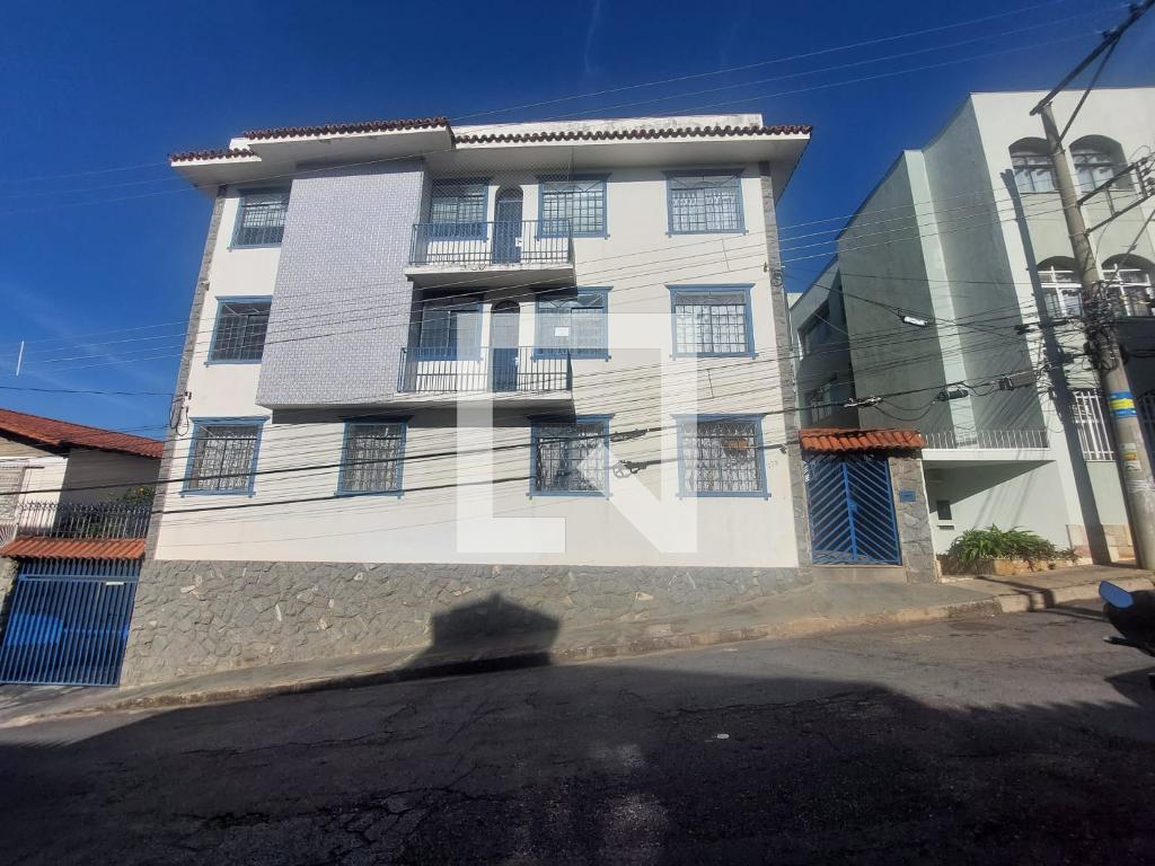 Fachada Edifício Santa Mônica