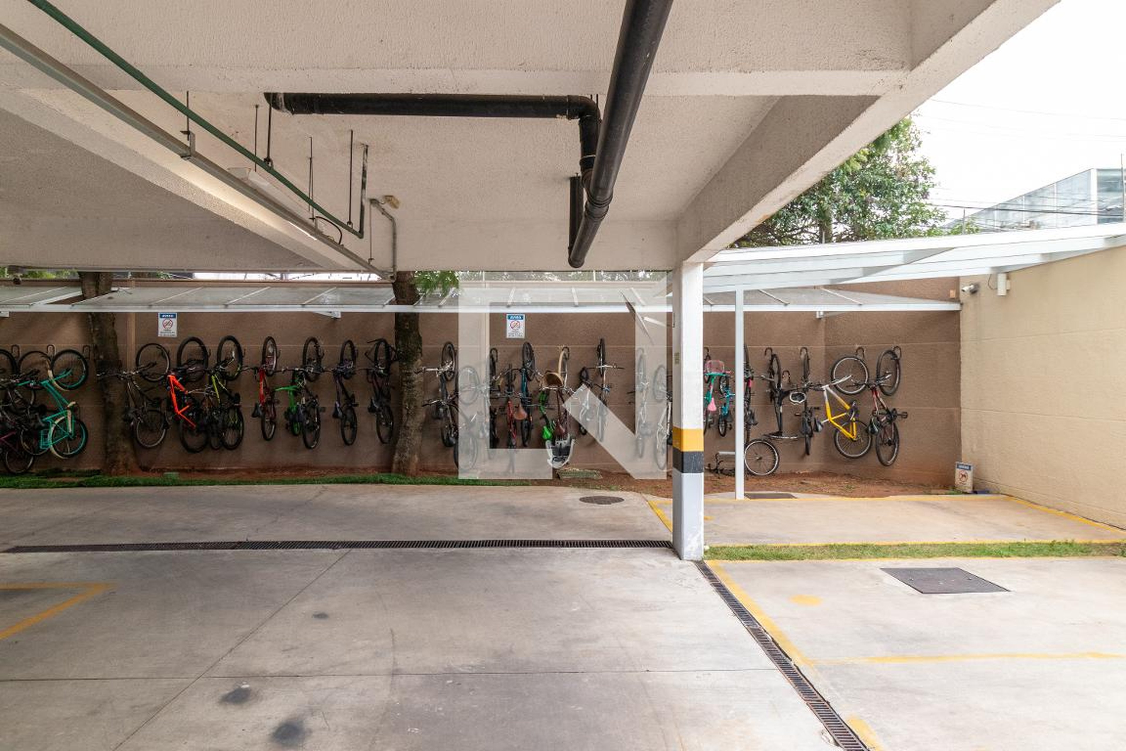 Bicicletário - Sunday Vila Romana