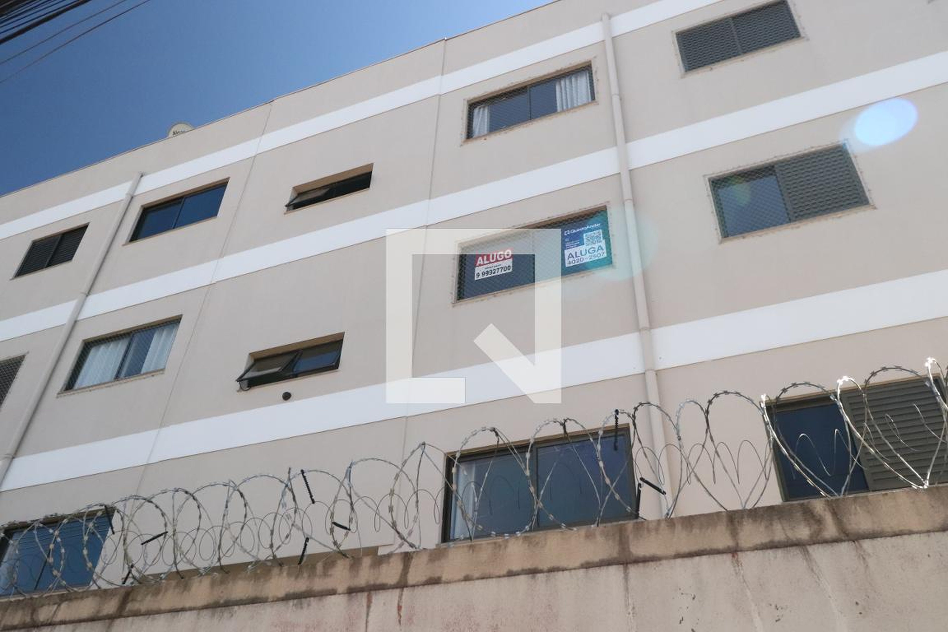 Fachada Condomínio em Rua Quintino Bocaiúva, 2393