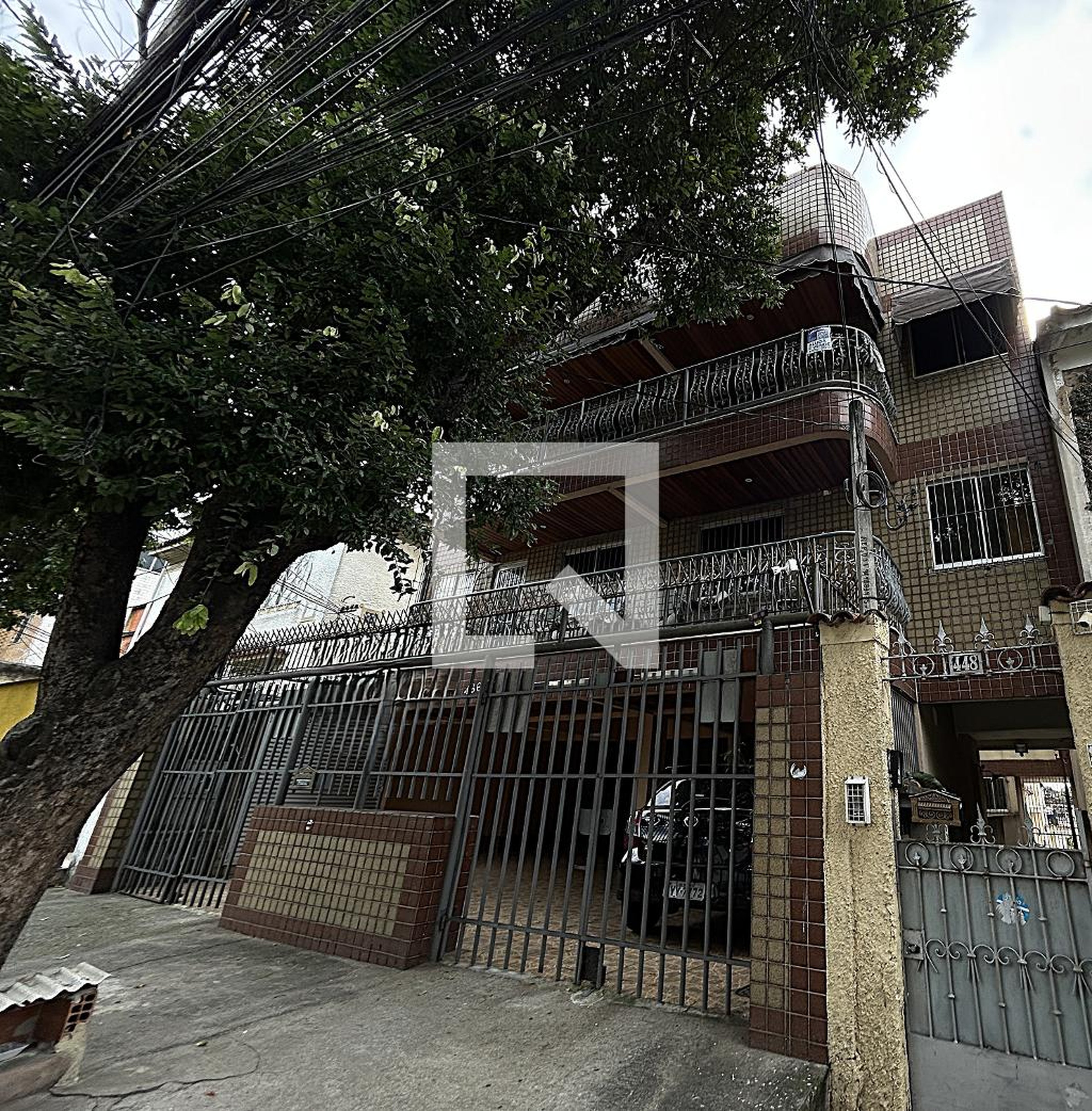 Fachada Condomínio Gomes Serpa