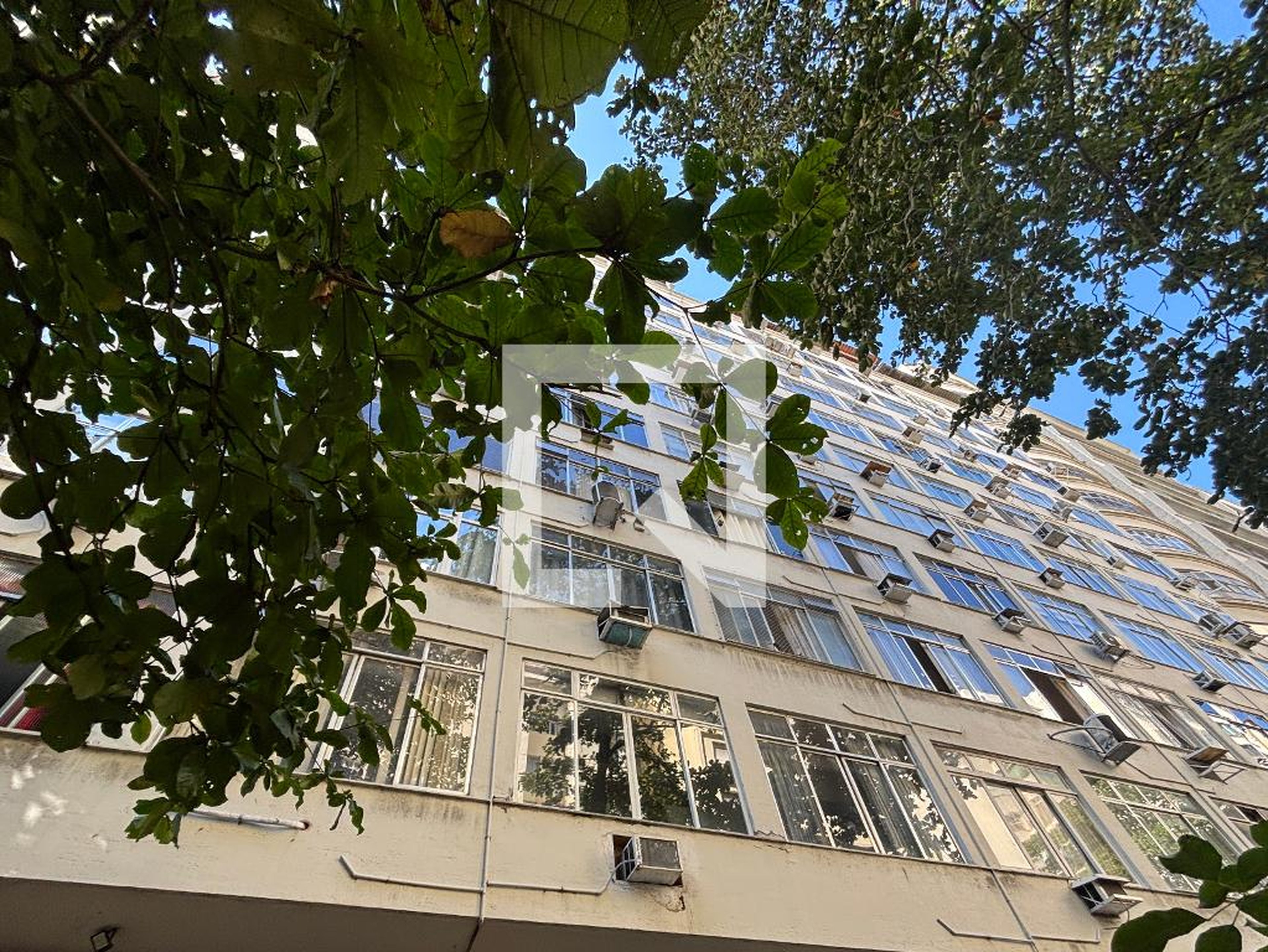 Fachada Edifício Country