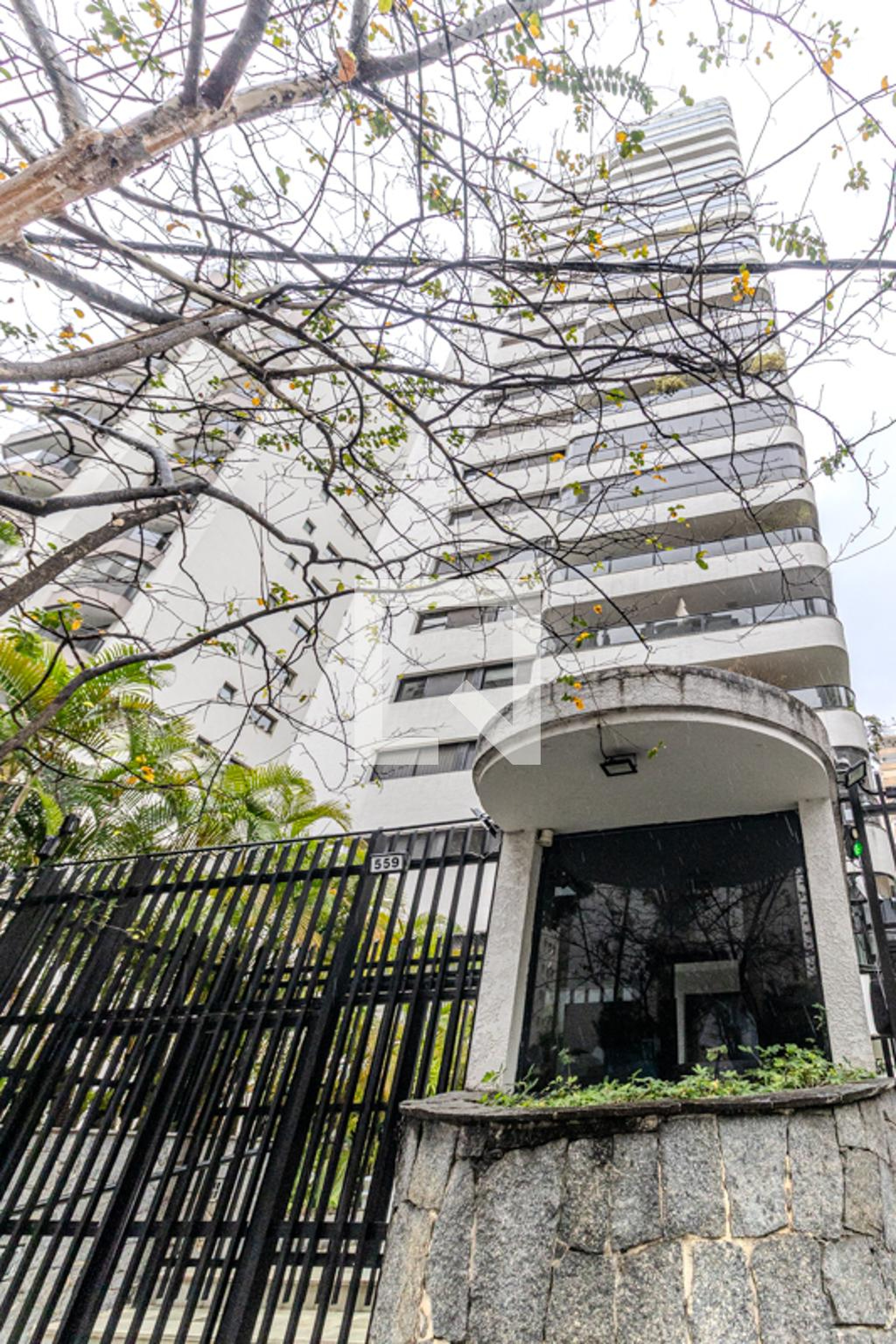 Fachada Condomínio Mansão dos Lagos