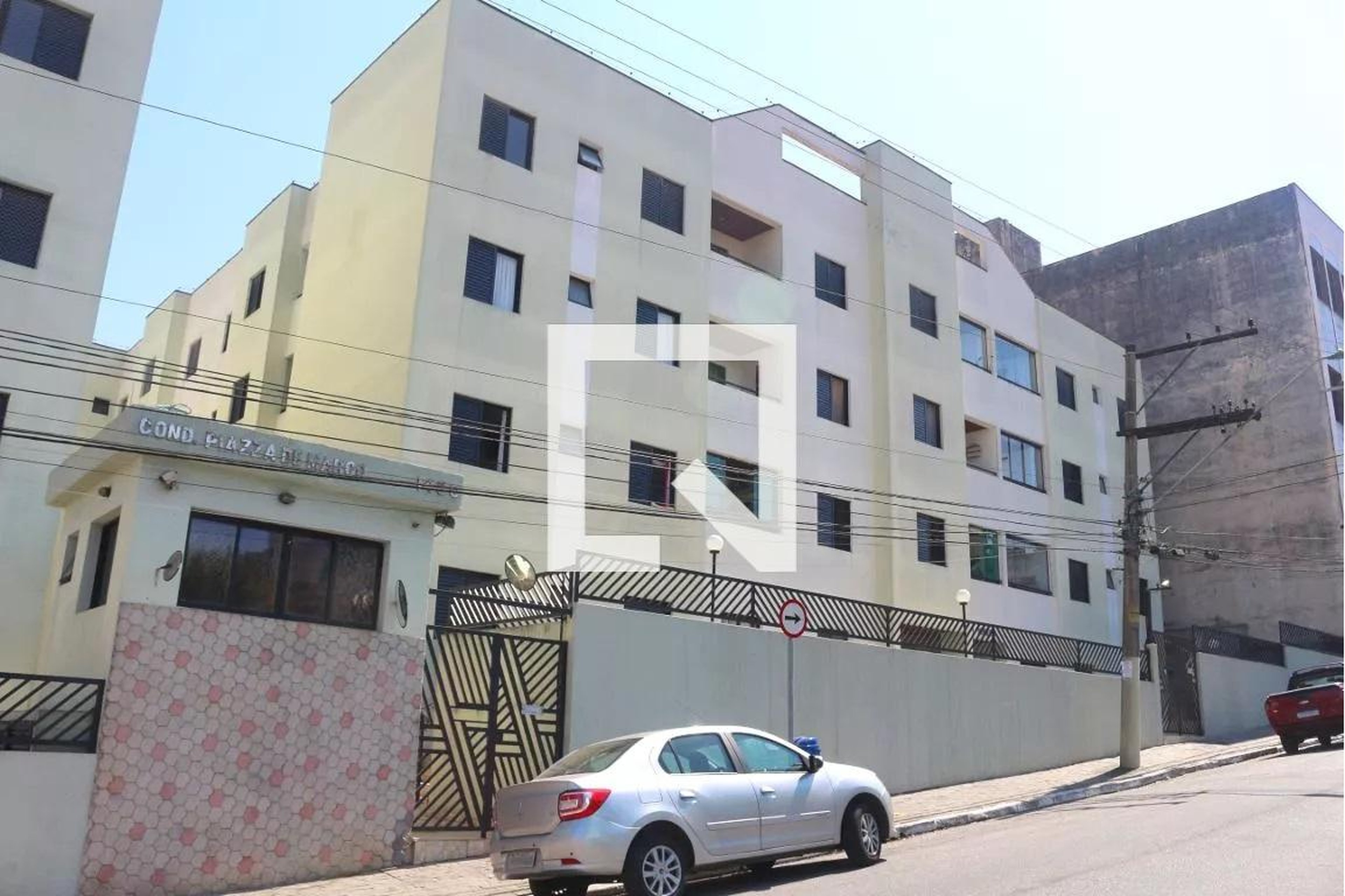 Fachada Condomínio Piazza de Marco